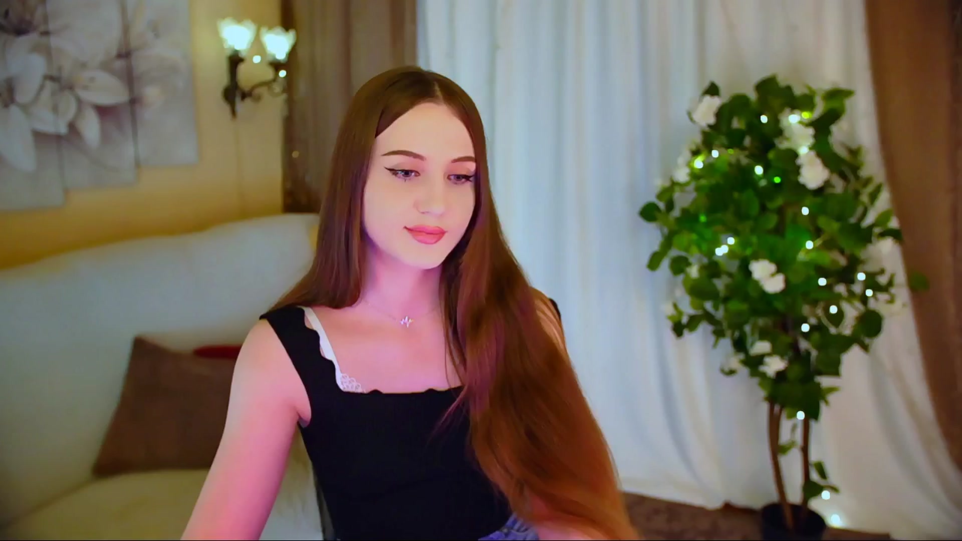 Gallery image thumbnail from Innocent_Soul's myfreecams stream on, 05/30/2024, 18:42 image 20 of 20