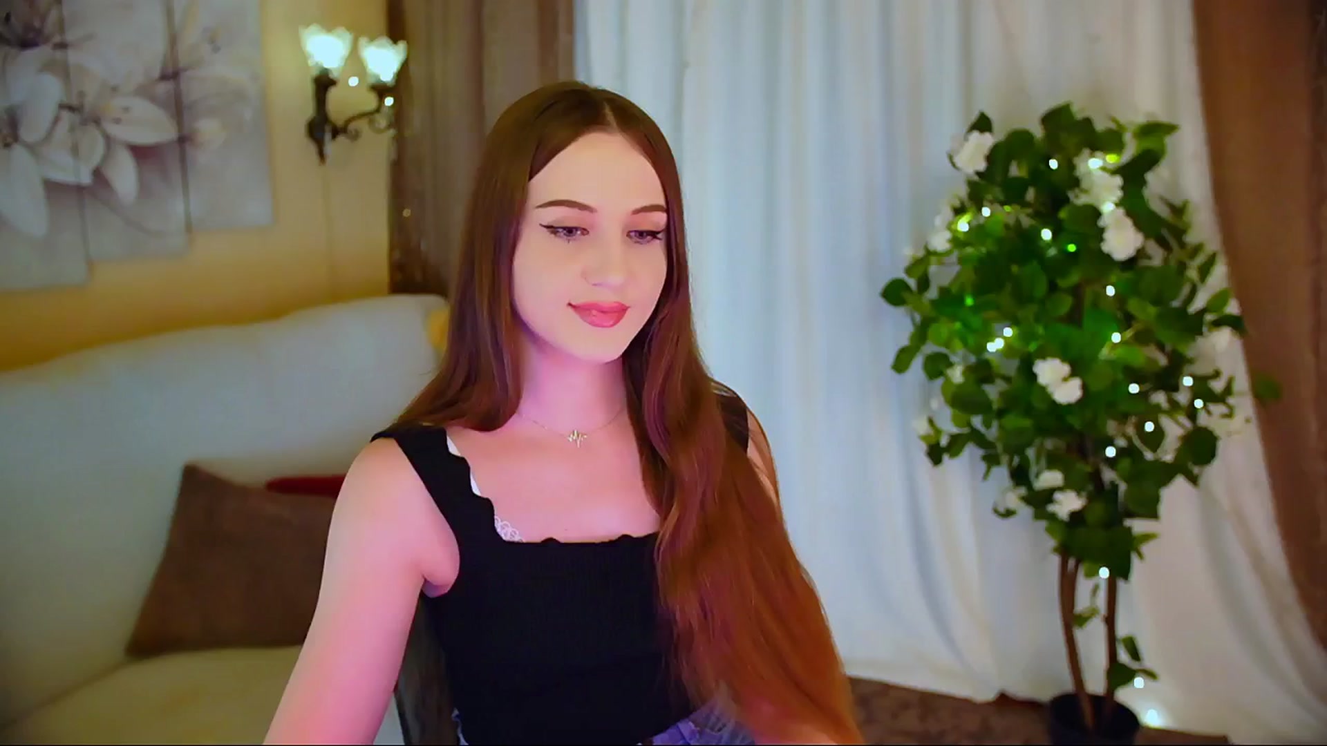 Gallery image thumbnail from Innocent_Soul's myfreecams stream on, 05/30/2024, 19:11 image 14 of 20