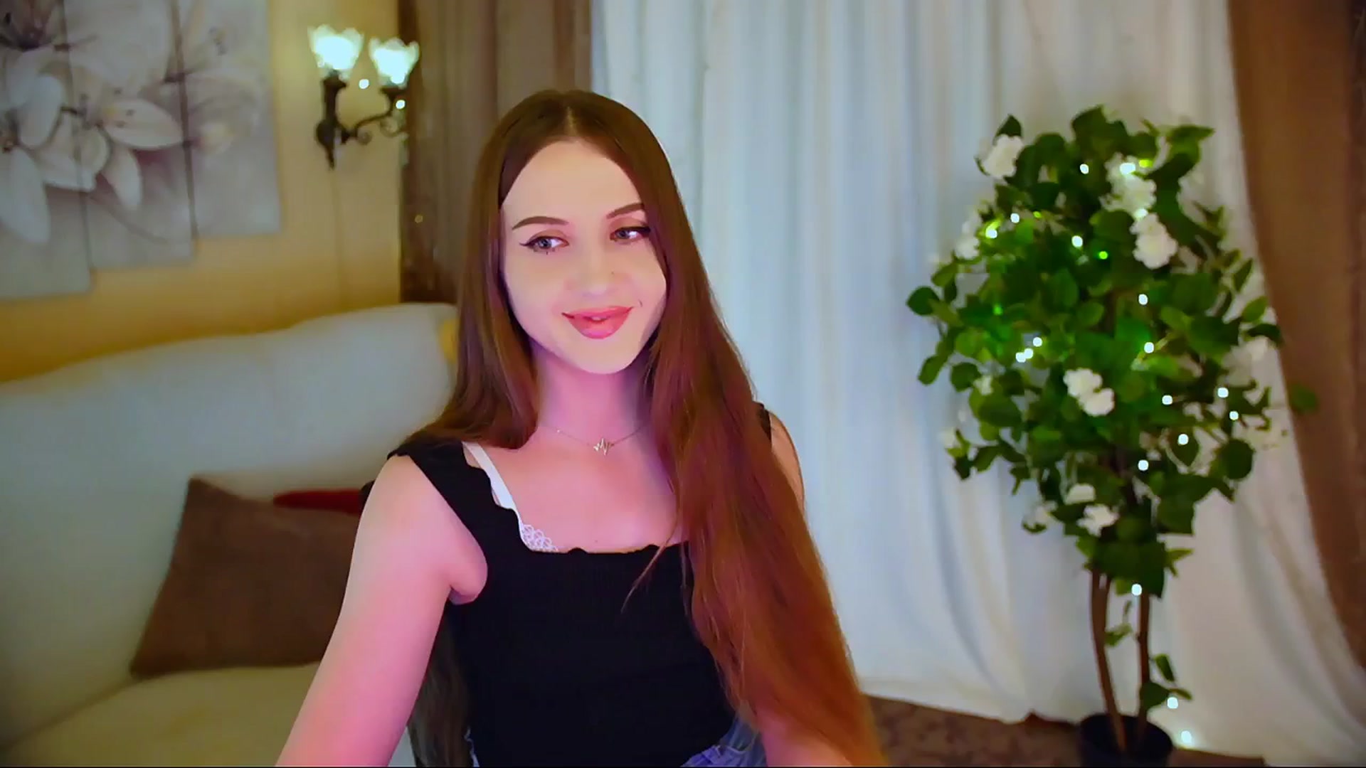 Gallery image thumbnail from Innocent_Soul's myfreecams stream on, 05/30/2024, 19:11 image 9 of 20