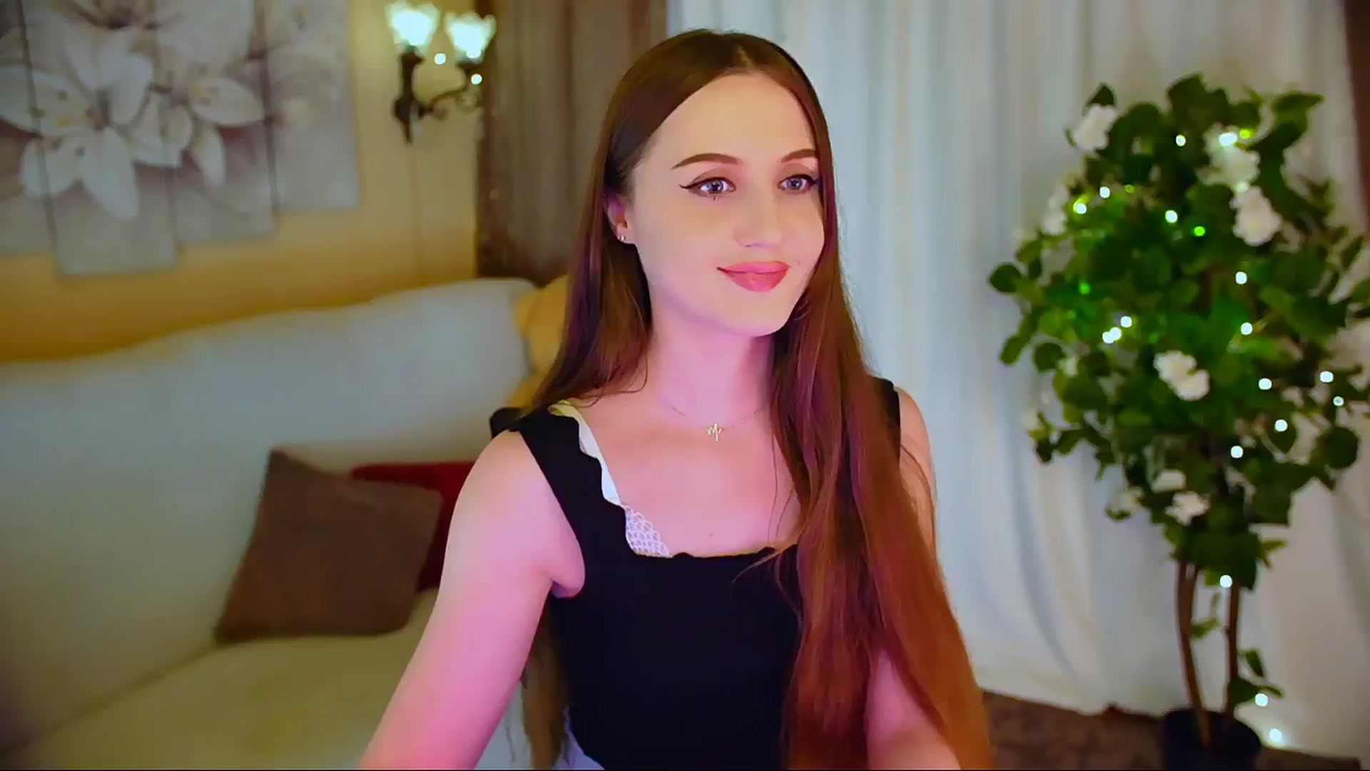 Gallery image thumbnail from Innocent_Soul's myfreecams stream on, 05/30/2024, 22:49 image 12 of 20