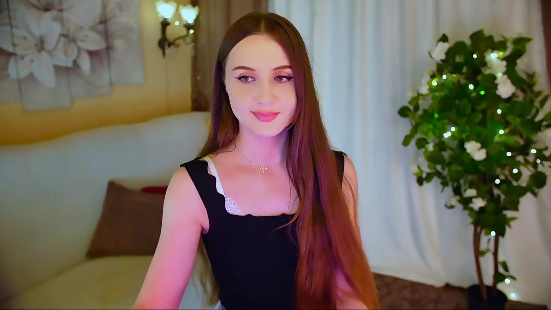 Gallery image thumbnail from Innocent_Soul's myfreecams stream on, 05/30/2024, 22:49 image 9 of 20