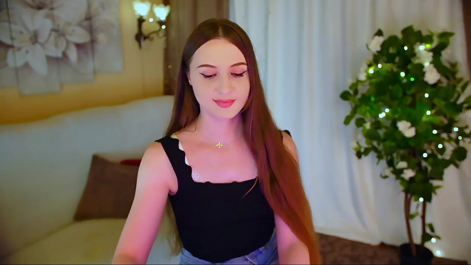 Gallery image thumbnail from Innocent_Soul's myfreecams stream on, 05/30/2024, 22:49 image 3 of 20