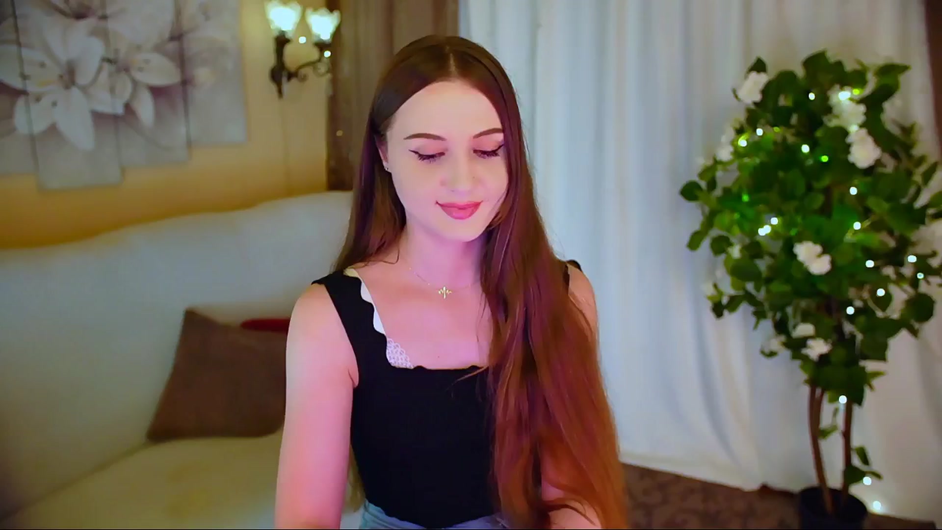 Gallery image thumbnail from Innocent_Soul's myfreecams stream on, 05/30/2024, 22:49 image 1 of 20