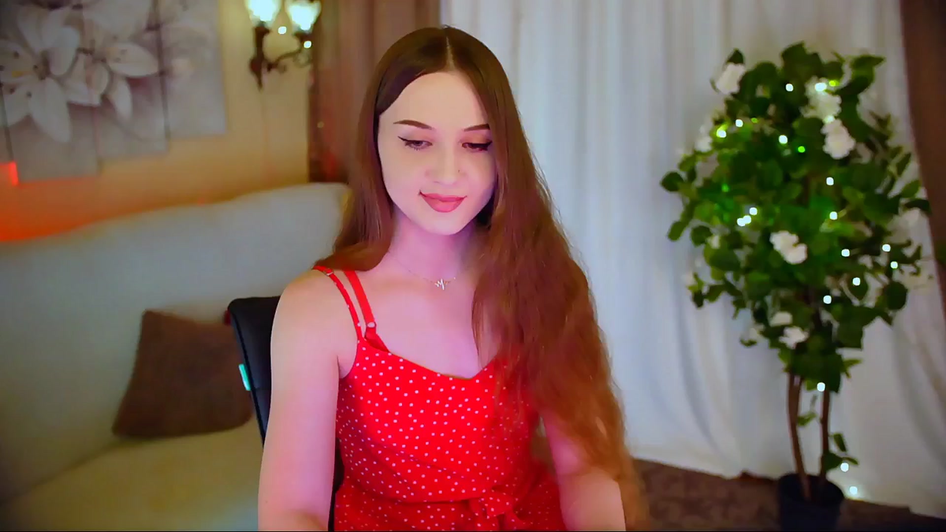 Gallery image thumbnail from Innocent_Soul's myfreecams stream on, 06/02/2024, 17:53 image 1 of 20
