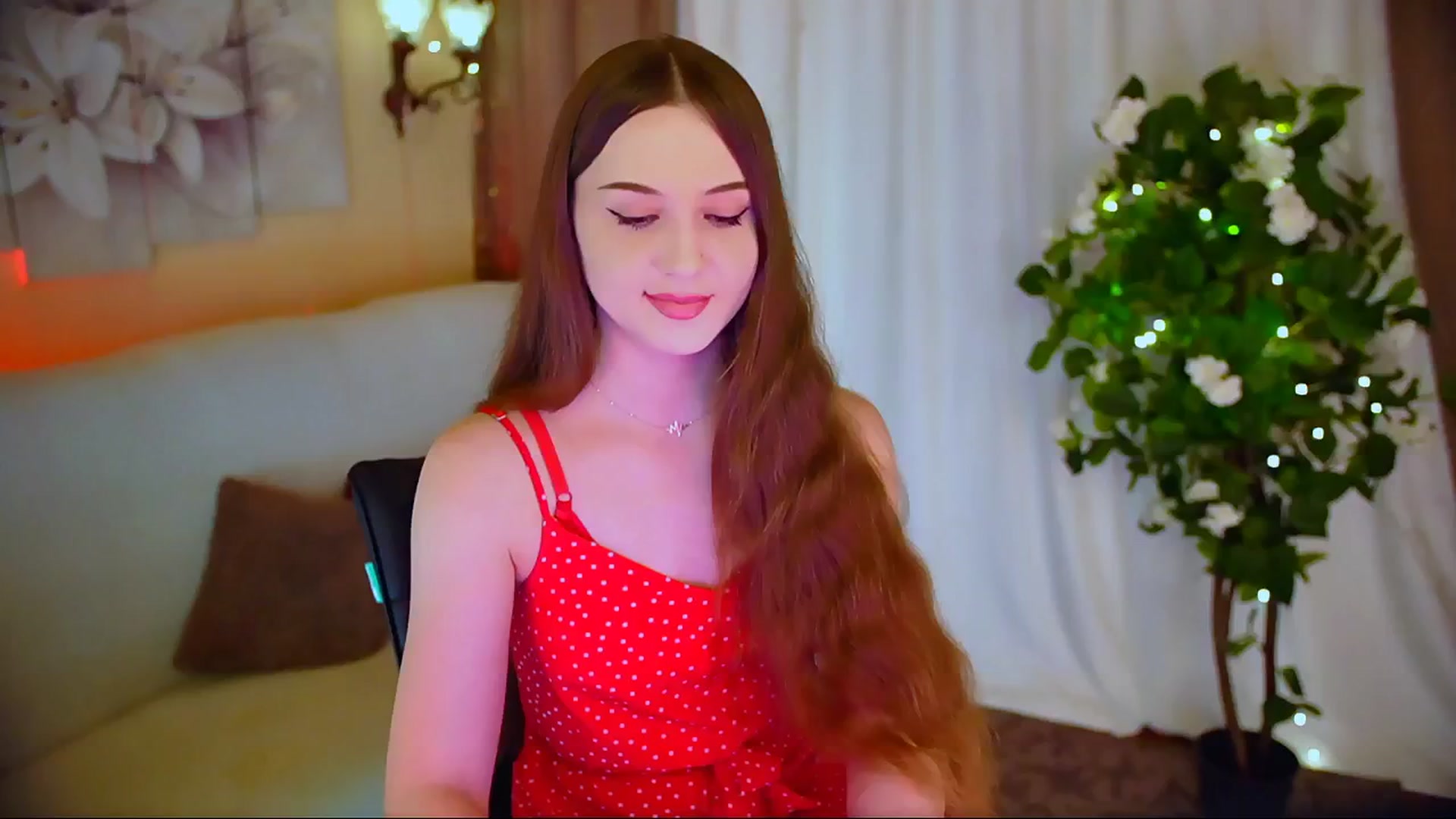 Gallery image thumbnail from Innocent_Soul's myfreecams stream on, 06/02/2024, 17:53 image 5 of 20