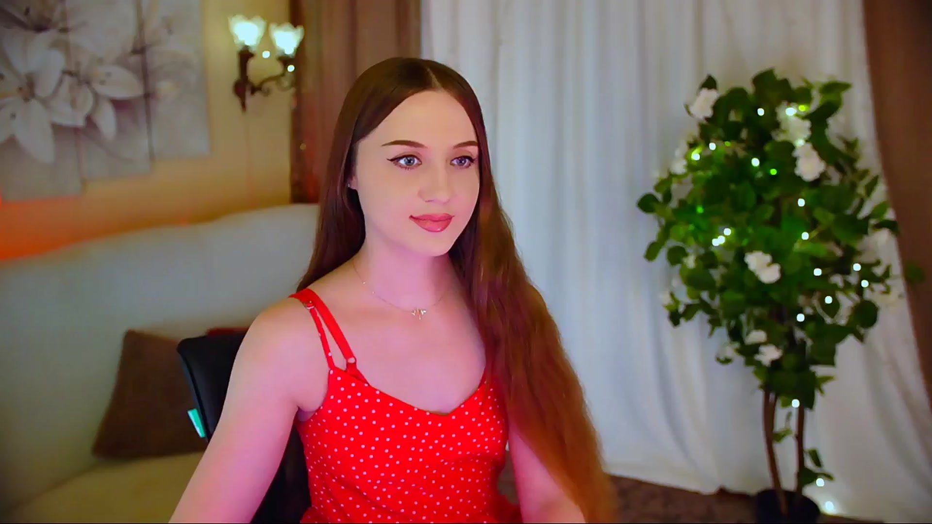 Gallery image thumbnail from Innocent_Soul's myfreecams stream on, 06/02/2024, 18:35 image 3 of 20