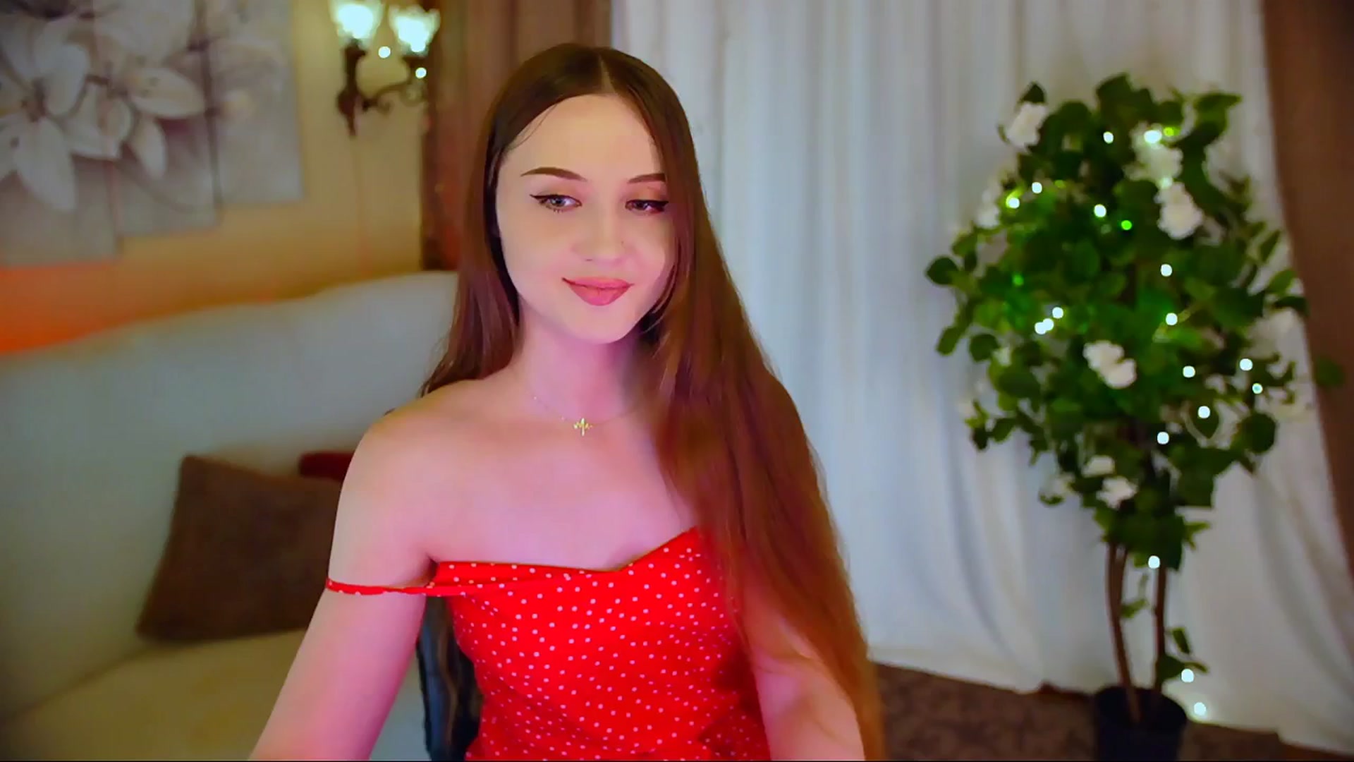 Gallery image thumbnail from Innocent_Soul's myfreecams stream on, 06/02/2024, 19:23 image 14 of 20