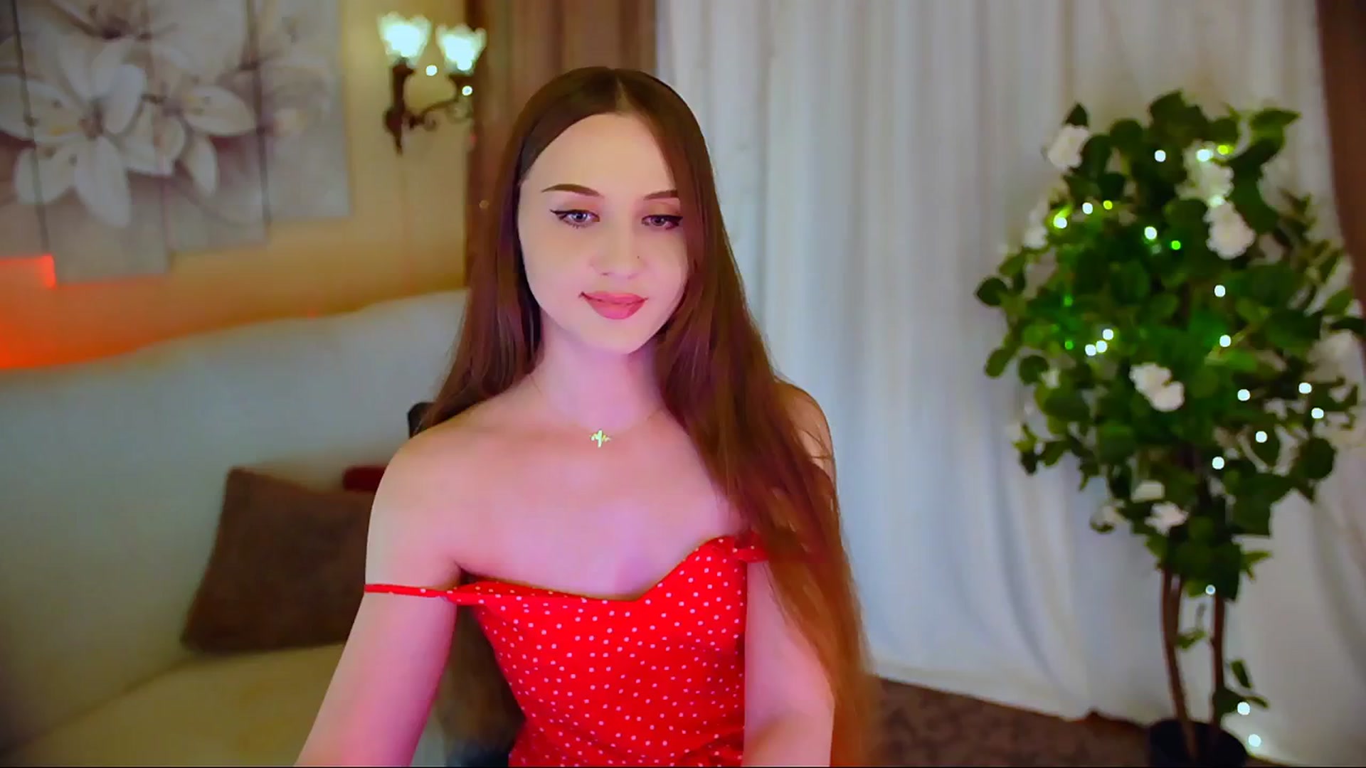 Gallery image thumbnail from Innocent_Soul's myfreecams stream on, 06/02/2024, 23:13 image 13 of 20