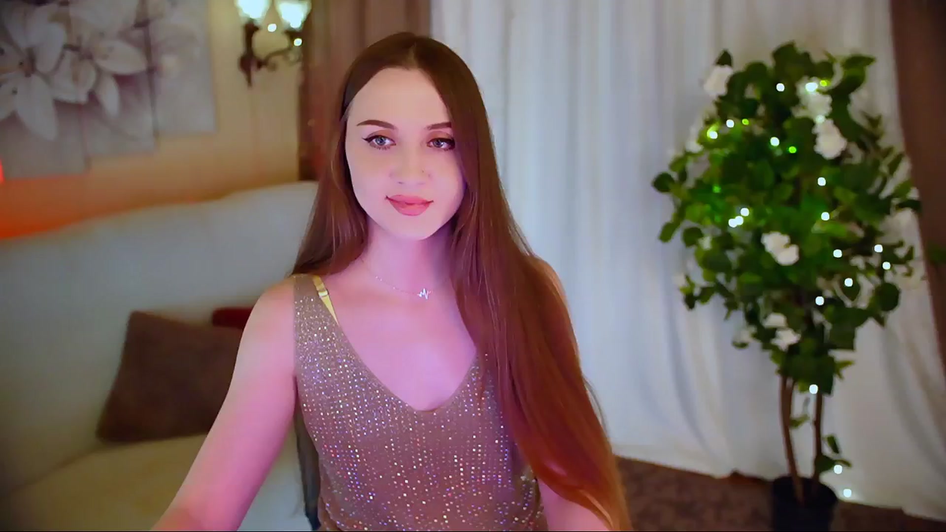 Gallery image thumbnail from Innocent_Soul's myfreecams stream on, 06/04/2024, 19:48 image 4 of 20