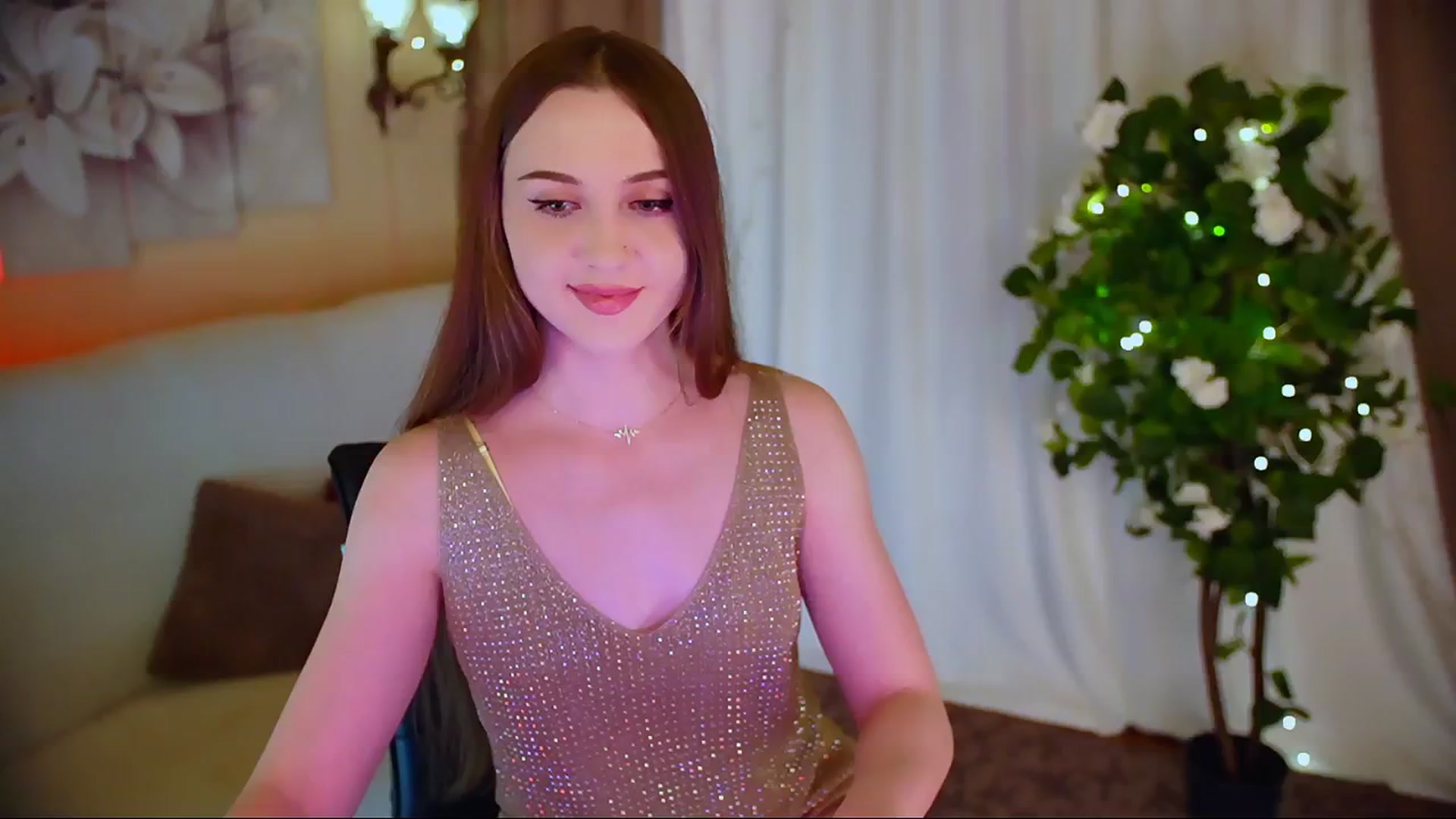 Gallery image thumbnail from Innocent_Soul's myfreecams stream on, 06/04/2024, 19:48 image 11 of 20