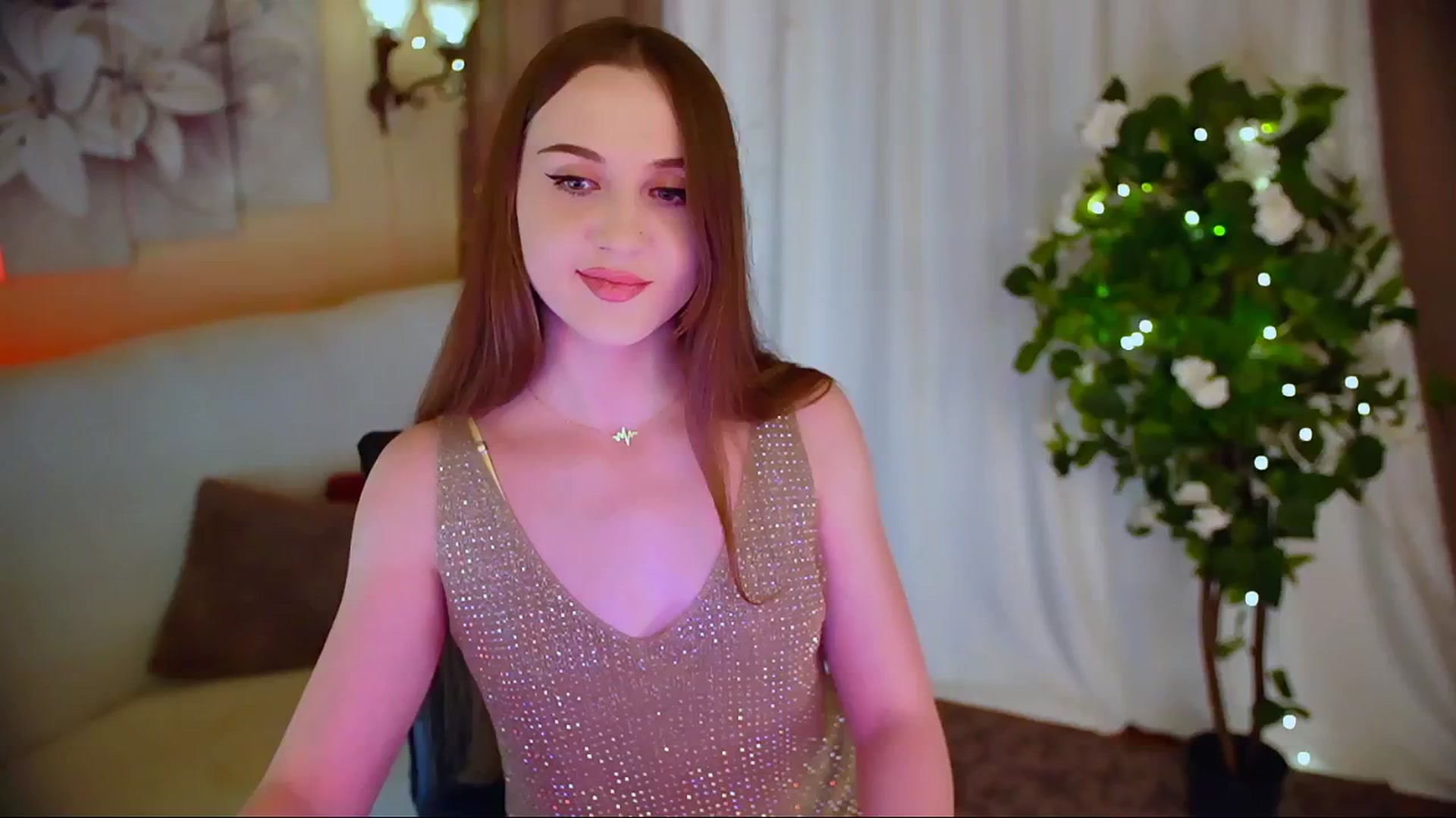 Gallery image thumbnail from Innocent_Soul's myfreecams stream on, 06/04/2024, 19:48 image 13 of 20