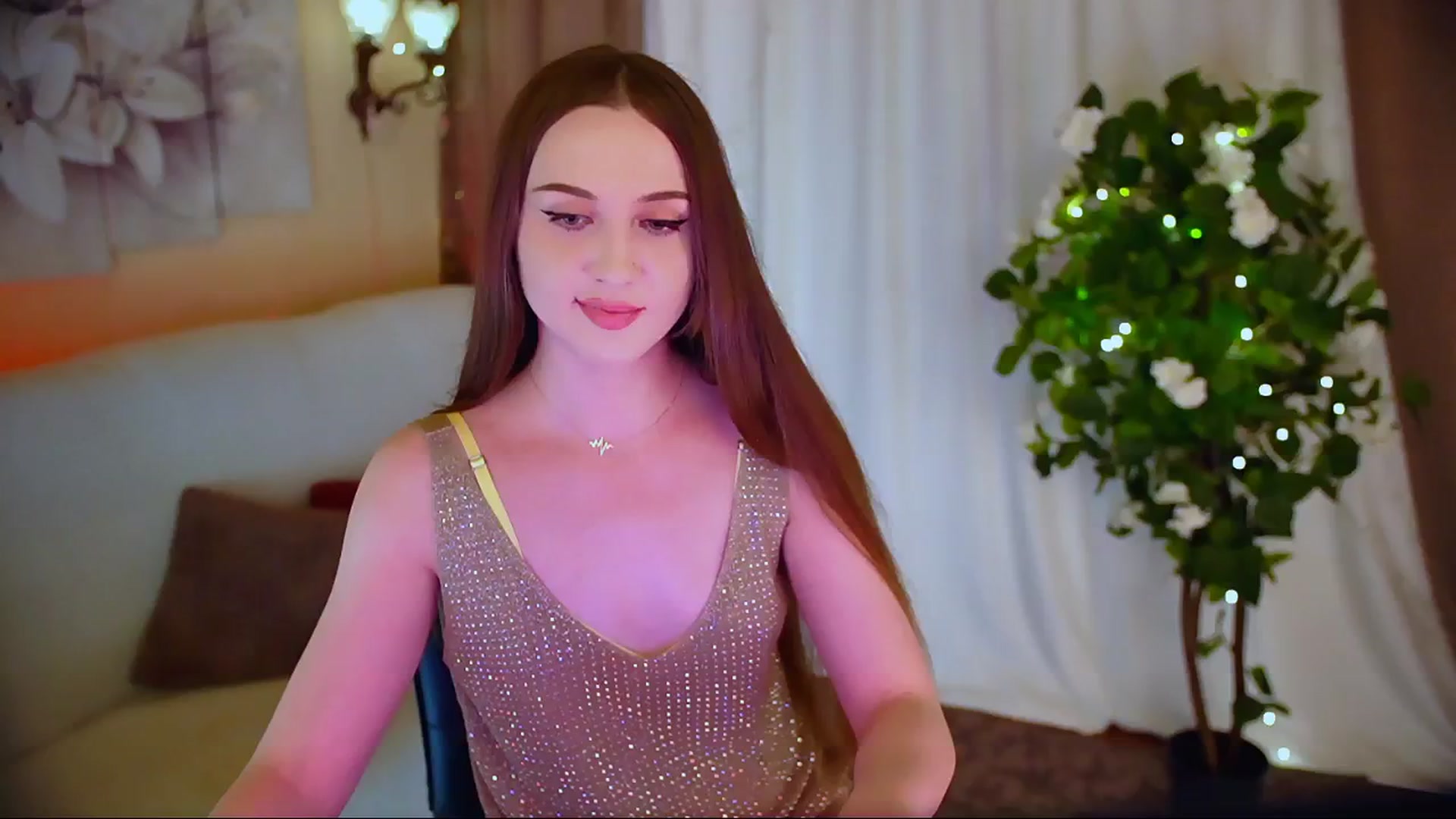 Gallery image thumbnail from Innocent_Soul's myfreecams stream on, 06/04/2024, 22:38 image 1 of 20