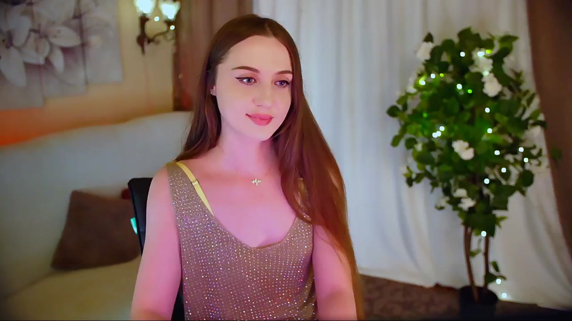 Gallery image thumbnail from Innocent_Soul's myfreecams stream on, 06/05/2024, 24:04 image 1 of 20