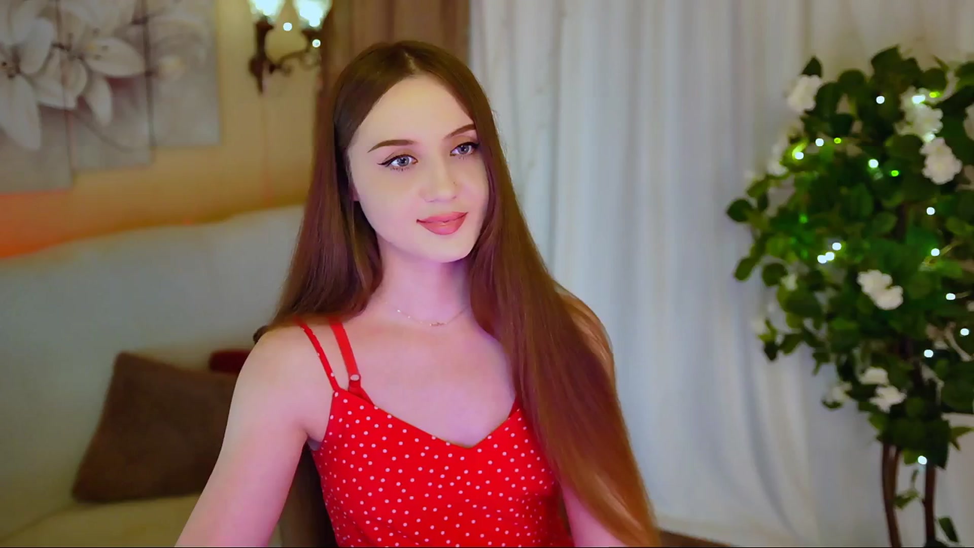 Gallery image thumbnail from Innocent_Soul's myfreecams stream on, 06/08/2024, 15:31 image 15 of 20