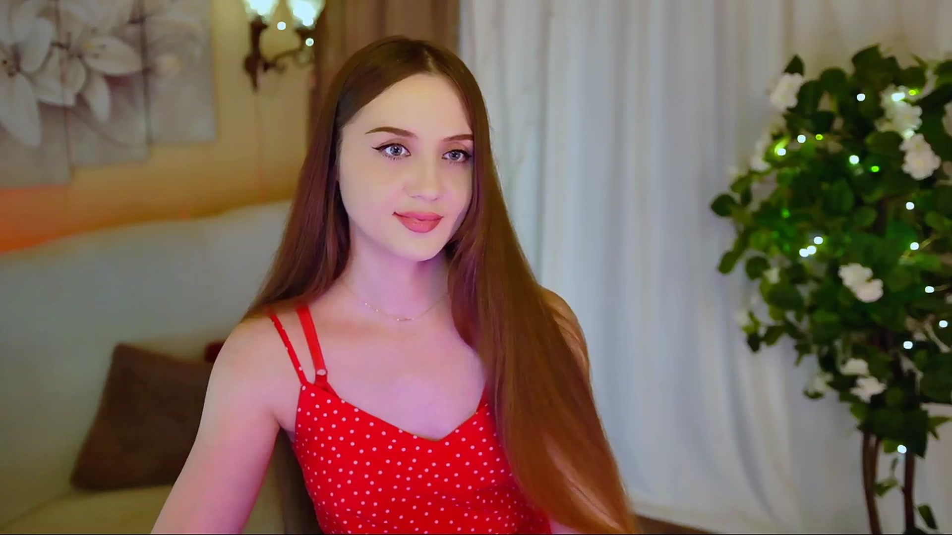 Gallery image thumbnail from Innocent_Soul's myfreecams stream on, 06/08/2024, 15:31 image 19 of 20