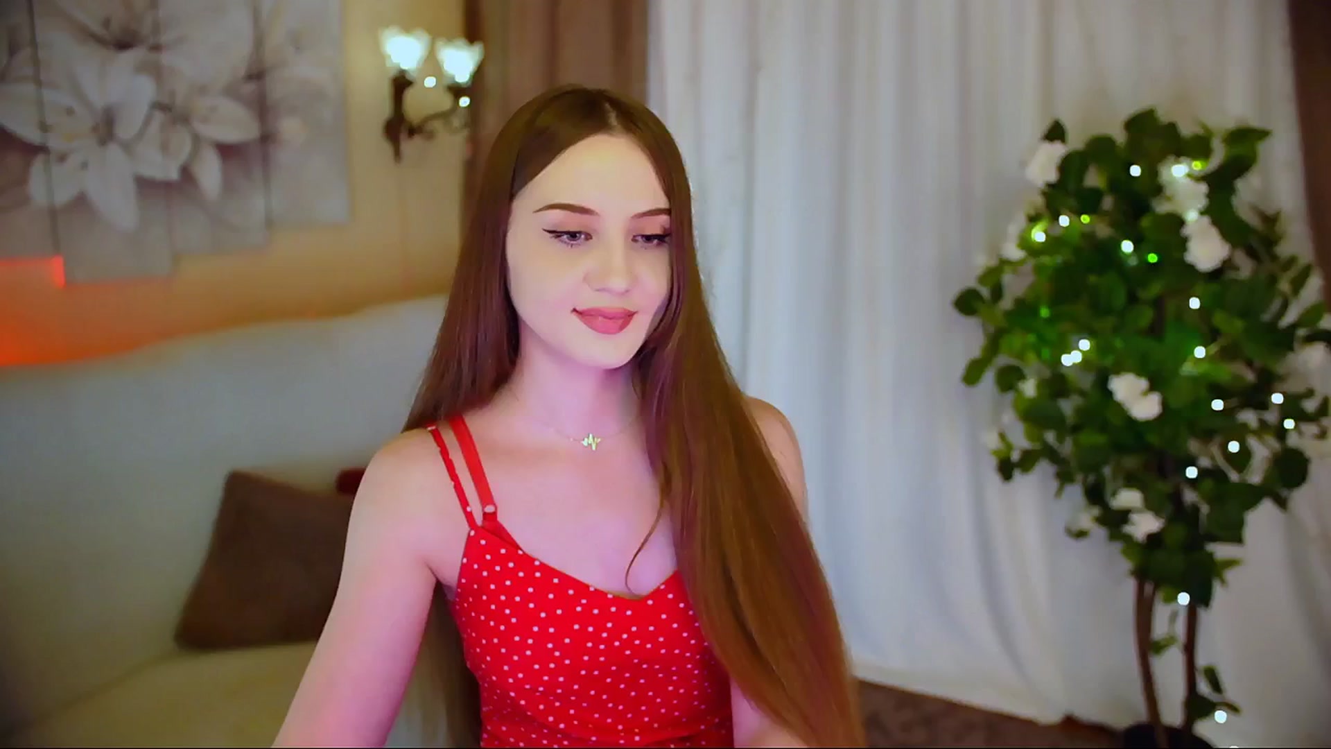 Gallery image thumbnail from Innocent_Soul's myfreecams stream on, 06/08/2024, 16:22 image 19 of 20