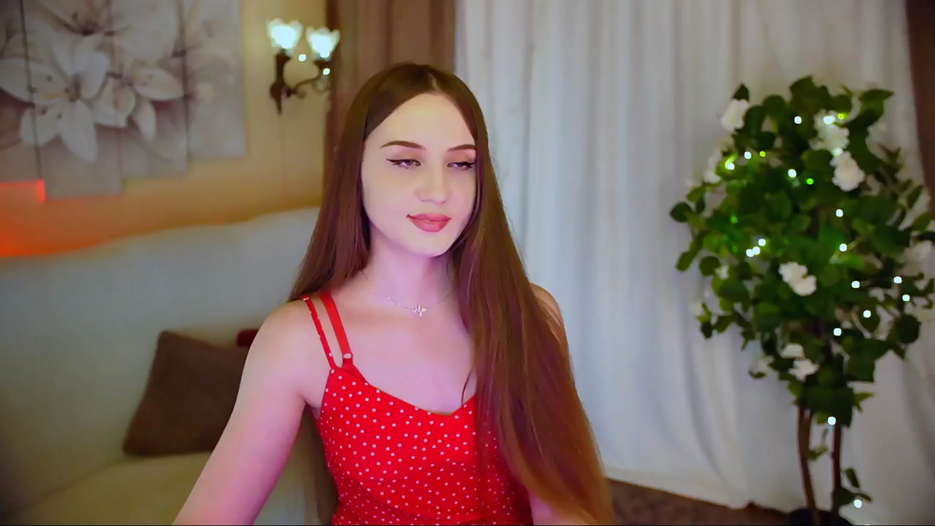 Gallery image thumbnail from Innocent_Soul's myfreecams stream on, 06/08/2024, 16:22 image 6 of 20