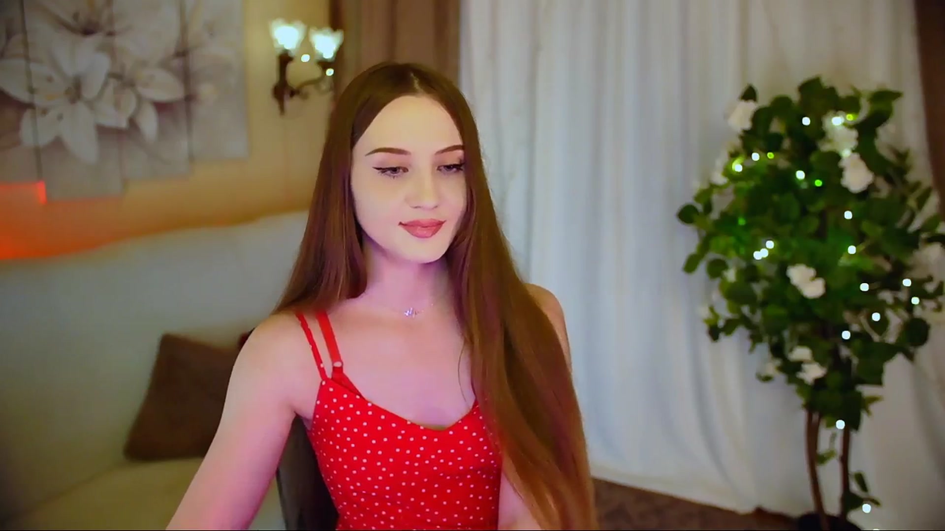Gallery image thumbnail from Innocent_Soul's myfreecams stream on, 06/08/2024, 17:57 image 6 of 20