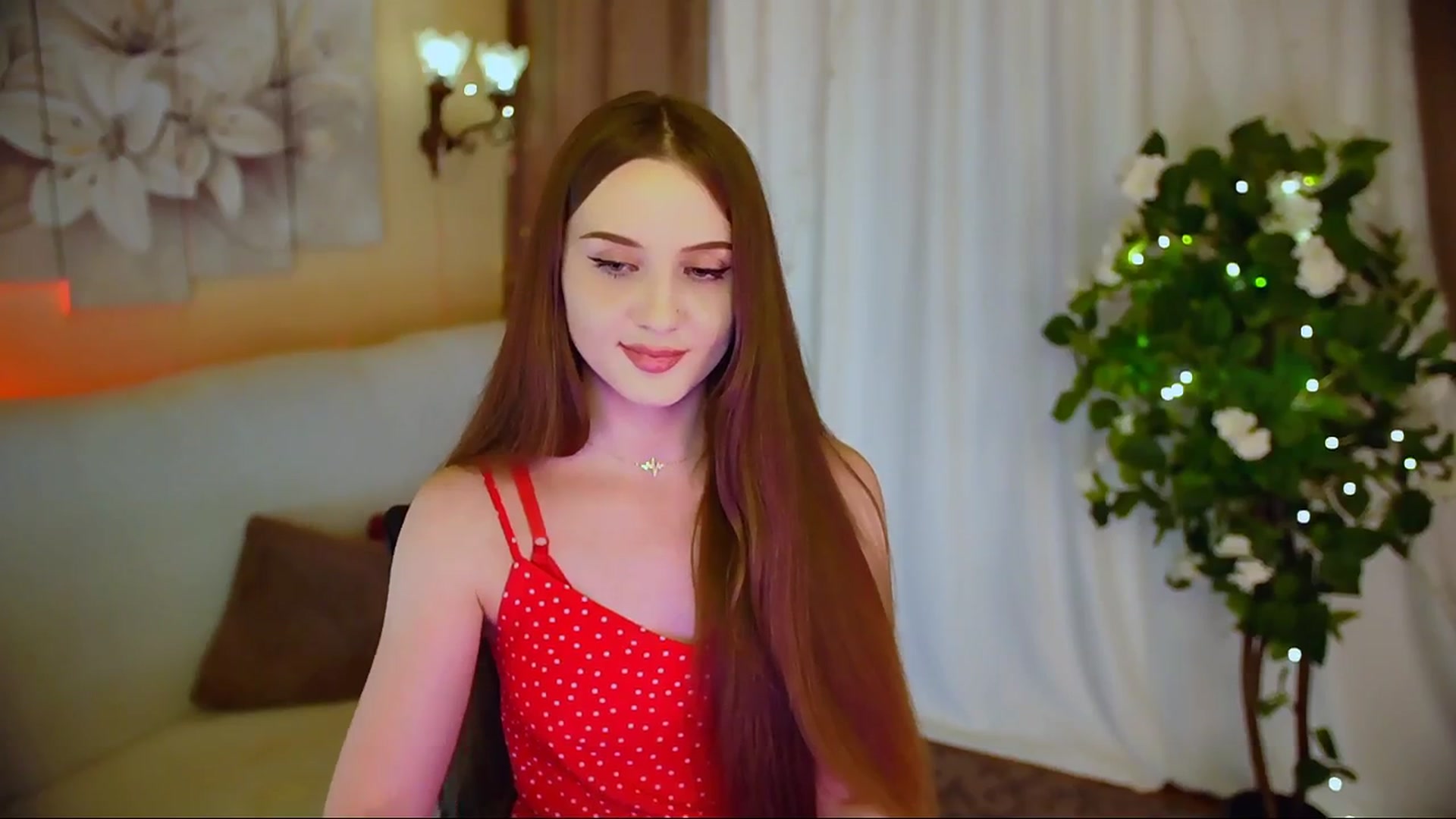 Gallery image thumbnail from Innocent_Soul's myfreecams stream on, 06/08/2024, 17:57 image 11 of 20