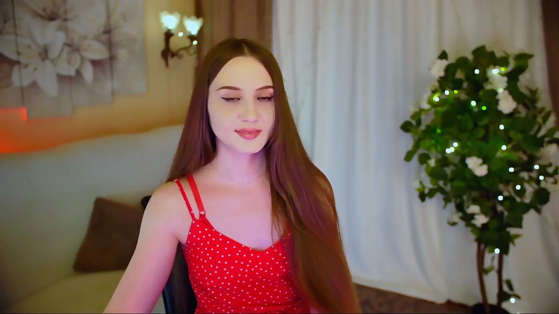 Gallery image thumbnail from Innocent_Soul's myfreecams stream on, 06/08/2024, 17:57 image 2 of 20