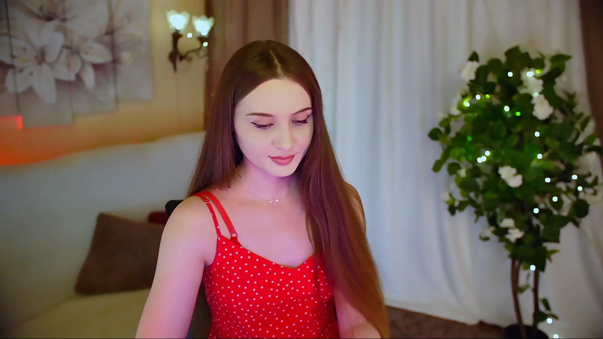 Gallery image thumbnail from Innocent_Soul's myfreecams stream on, 06/08/2024, 20:04 image 7 of 20