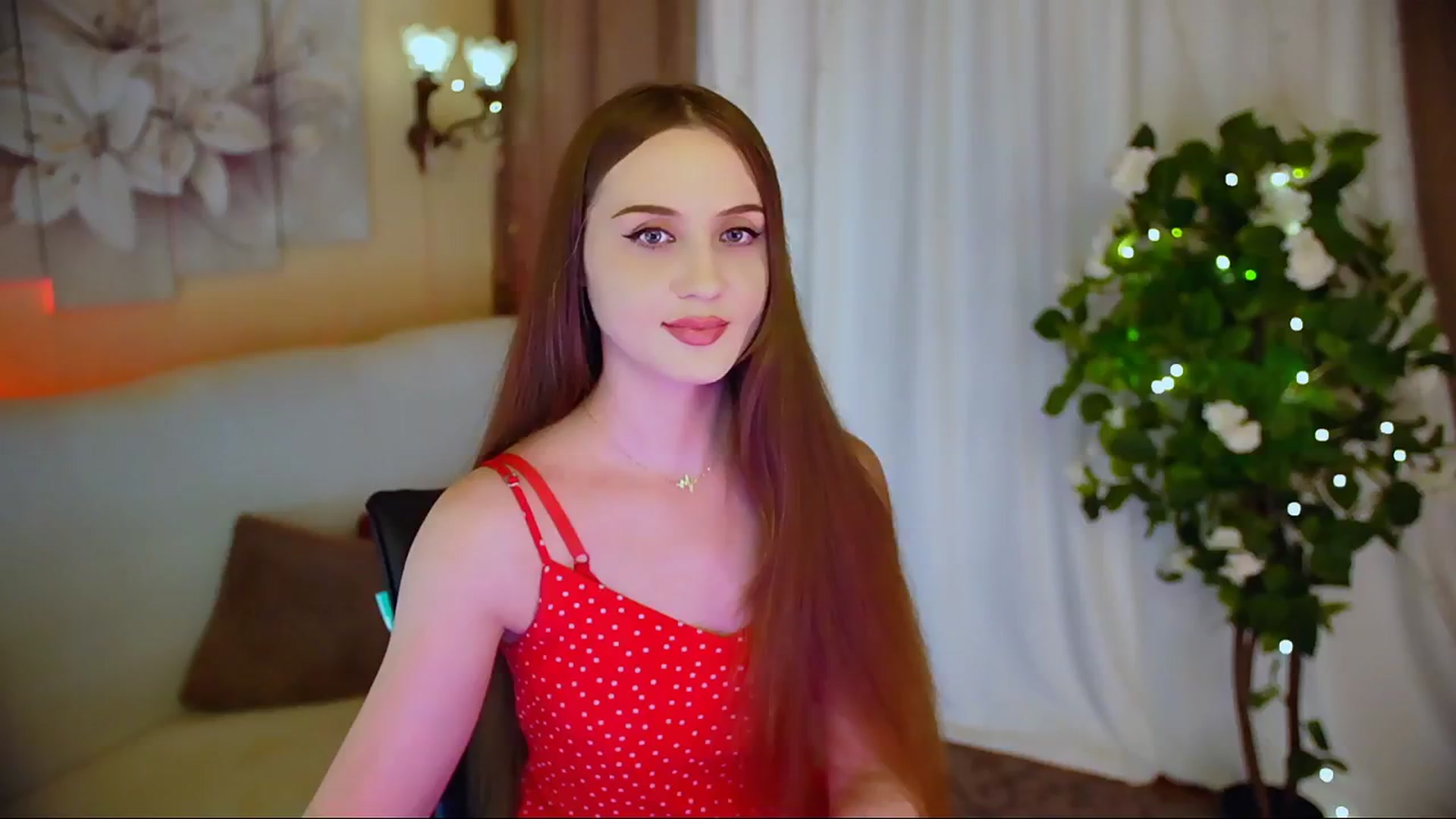 Gallery image thumbnail from Innocent_Soul's myfreecams stream on, 06/08/2024, 20:31 image 1 of 20
