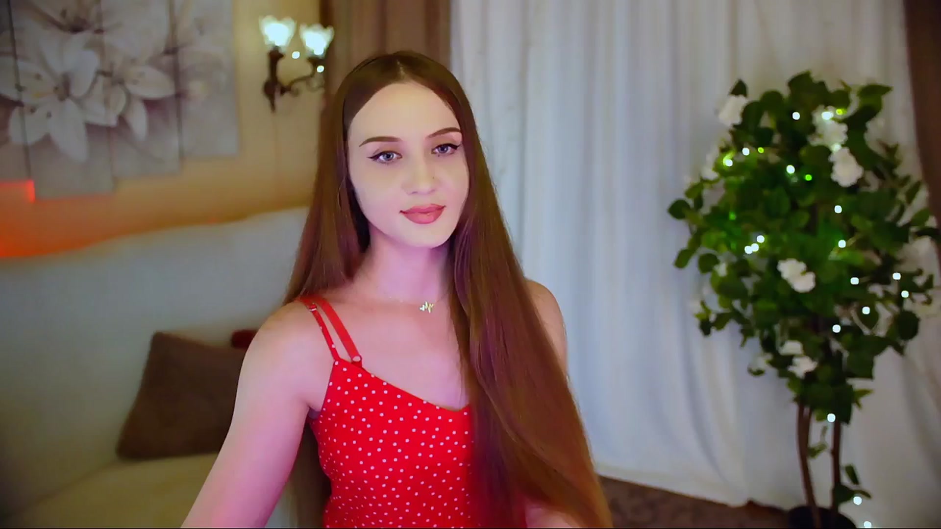 Gallery image thumbnail from Innocent_Soul's myfreecams stream on, 06/08/2024, 20:31 image 20 of 20
