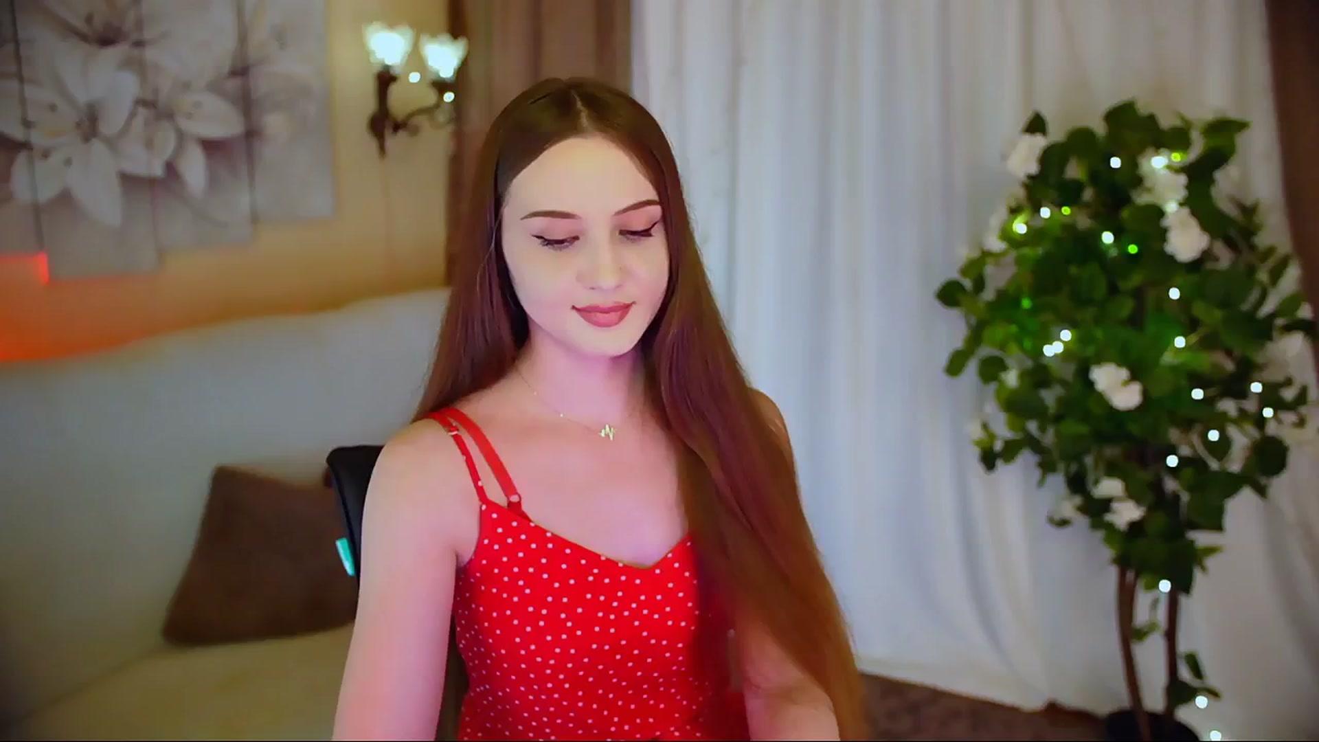 Gallery image thumbnail from Innocent_Soul's myfreecams stream on, 06/08/2024, 20:31 image 2 of 20