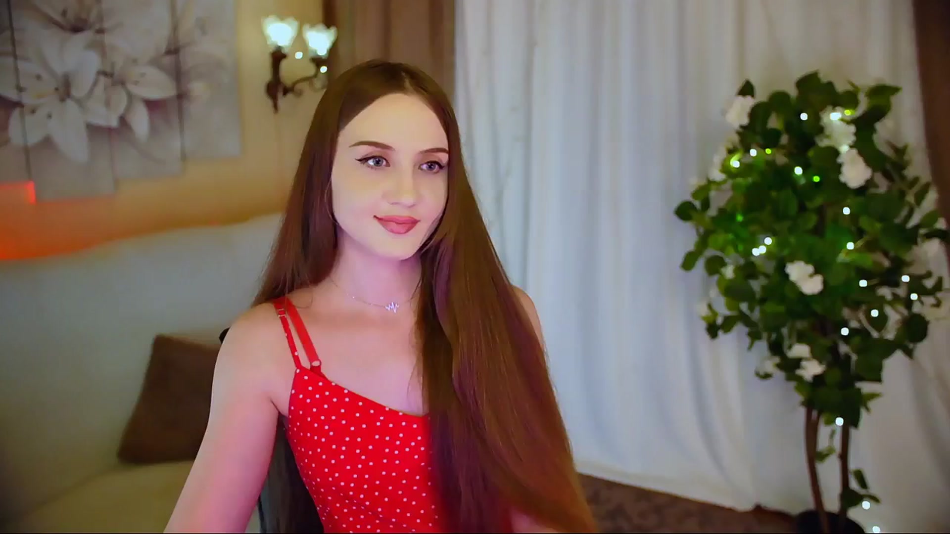 Gallery image thumbnail from Innocent_Soul's myfreecams stream on, 06/08/2024, 21:49 image 18 of 20