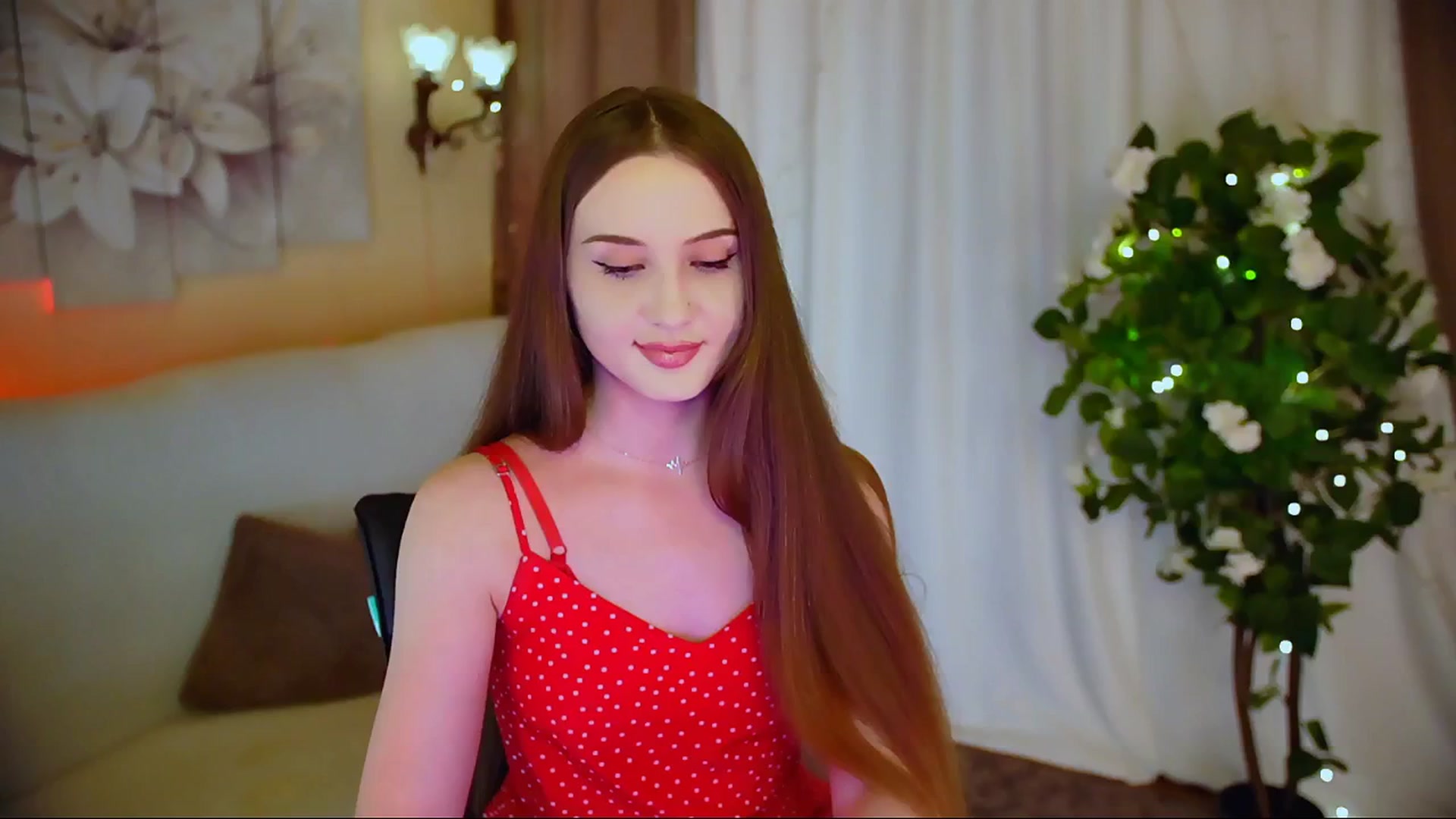 Gallery image thumbnail from Innocent_Soul's myfreecams stream on, 06/08/2024, 21:49 image 2 of 20