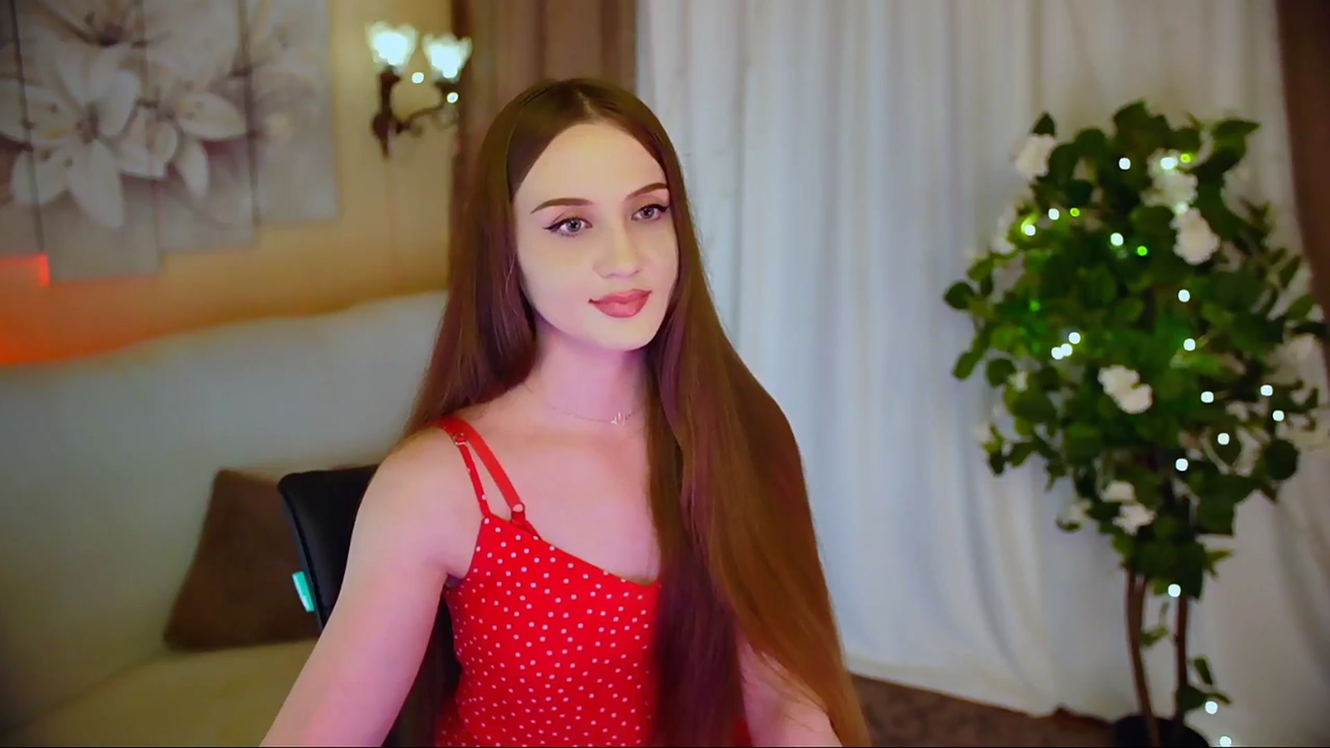 Gallery image thumbnail from Innocent_Soul's myfreecams stream on, 06/08/2024, 22:03 image 3 of 20