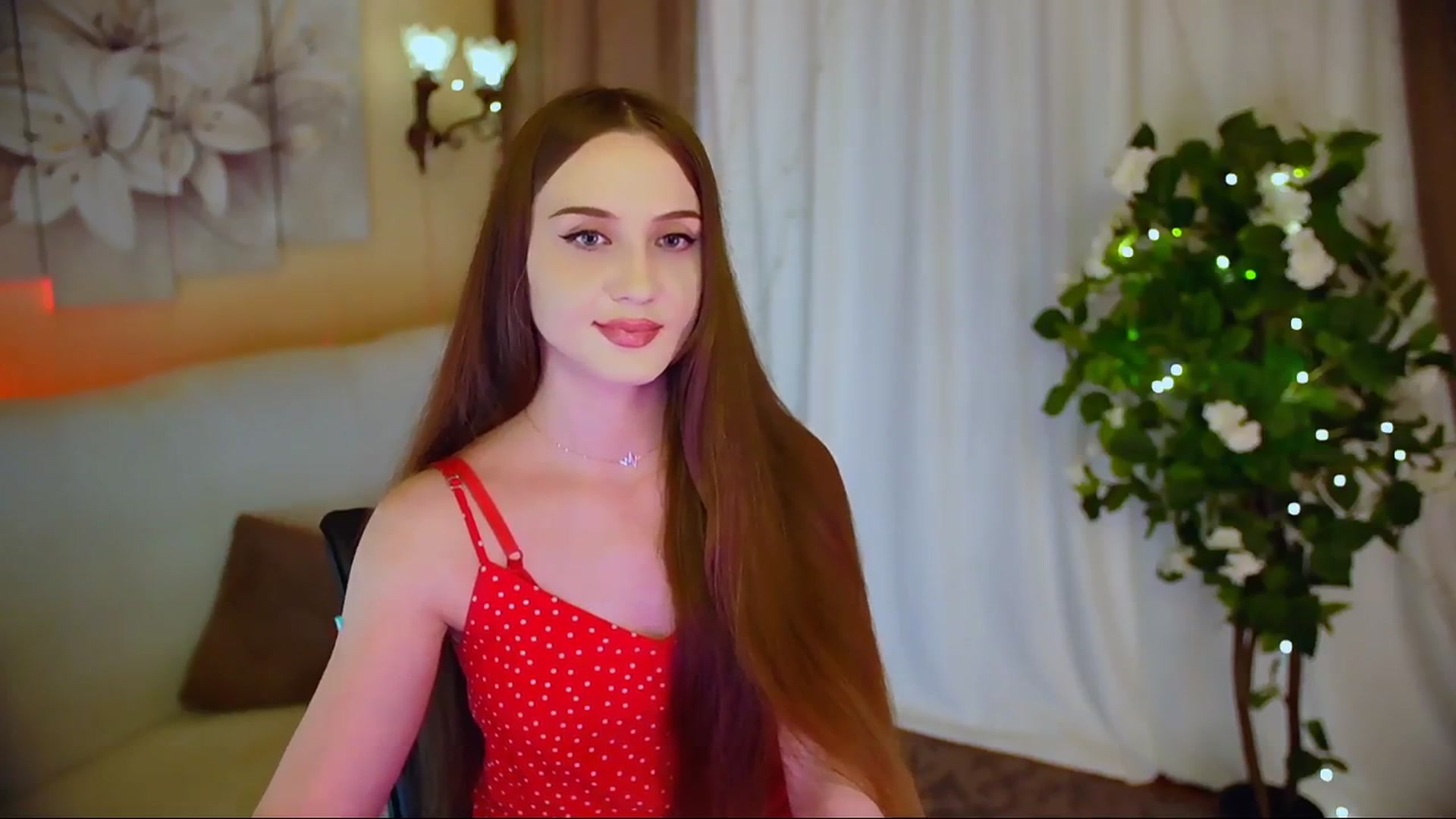Gallery image thumbnail from Innocent_Soul's myfreecams stream on, 06/08/2024, 22:03 image 4 of 20