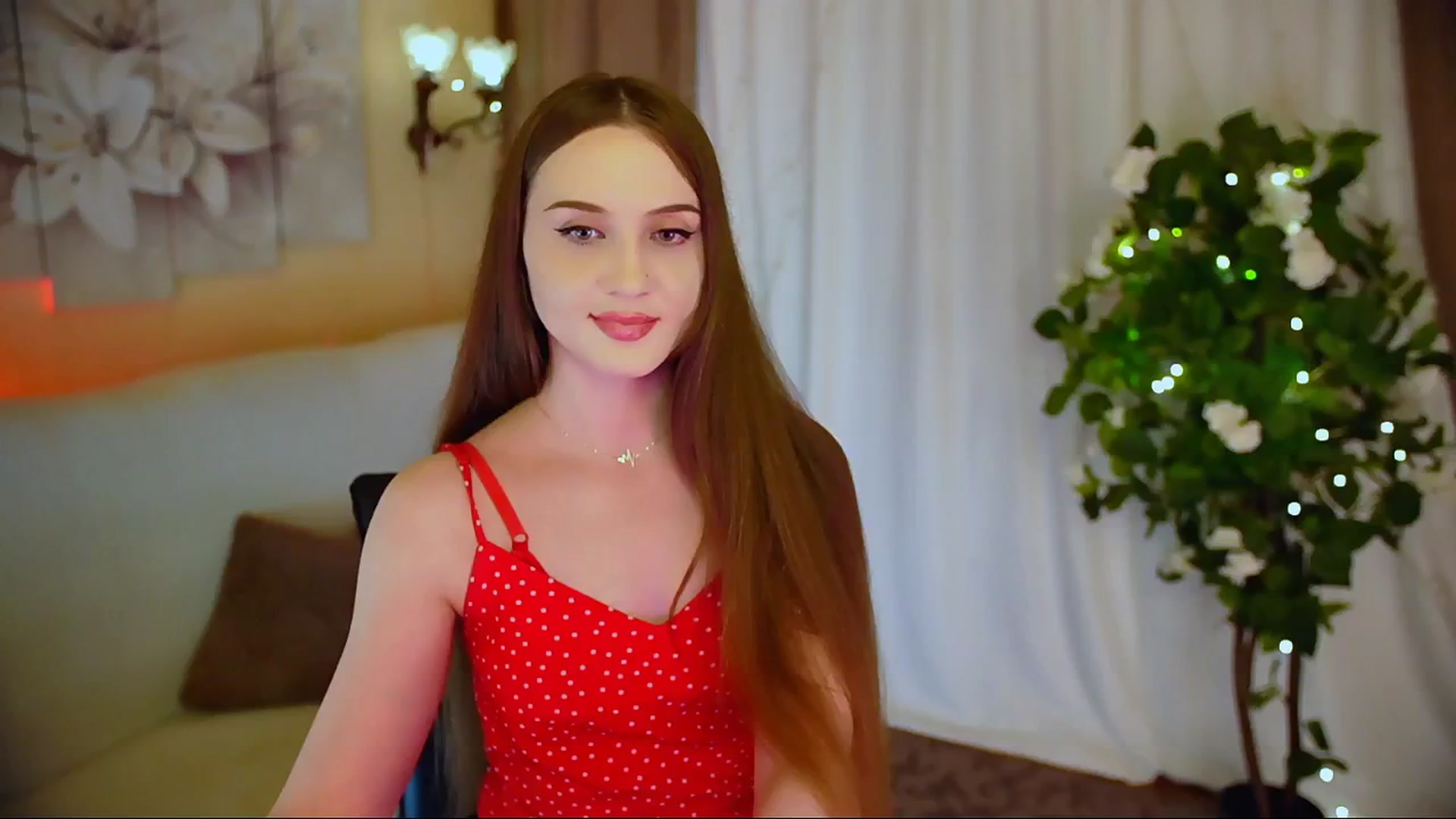 Gallery image thumbnail from Innocent_Soul's myfreecams stream on, 06/08/2024, 22:31 image 12 of 20