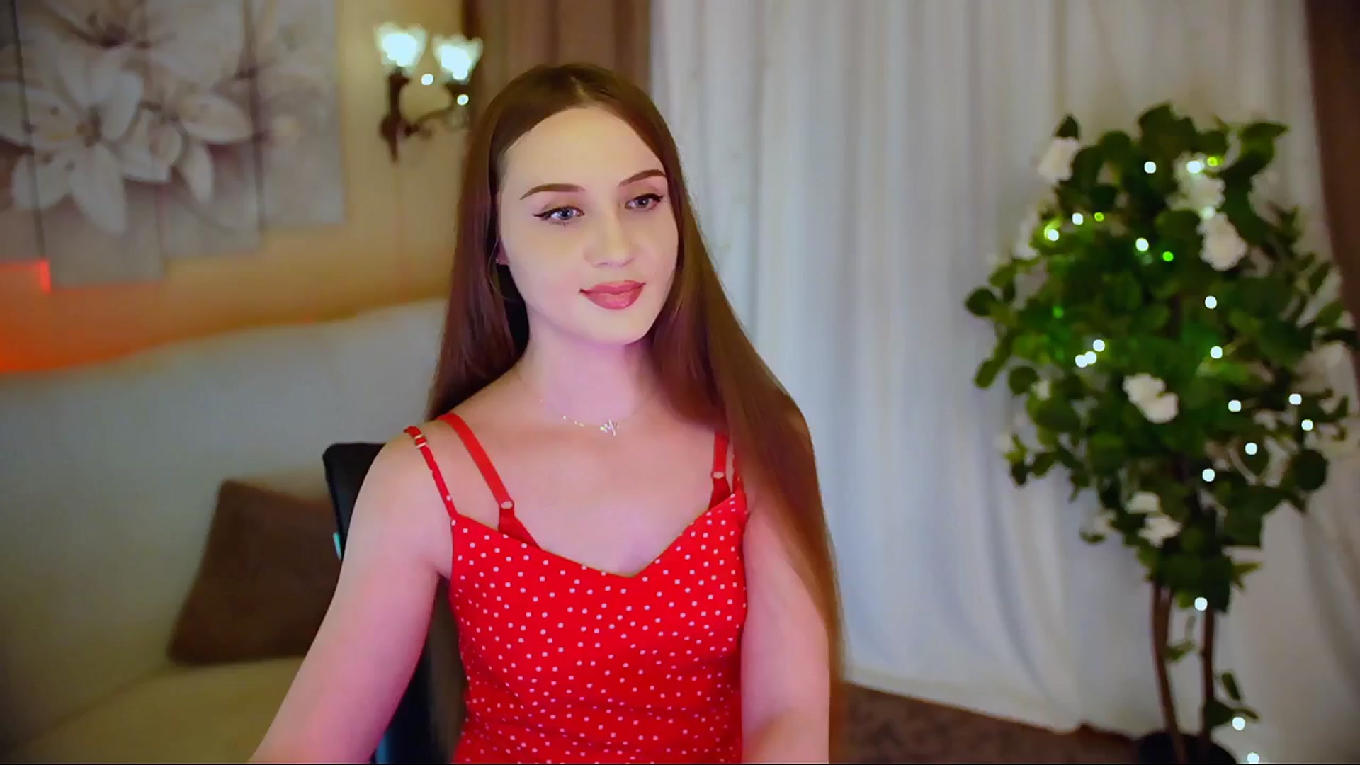 Gallery image thumbnail from Innocent_Soul's myfreecams stream on, 06/08/2024, 22:31 image 8 of 20