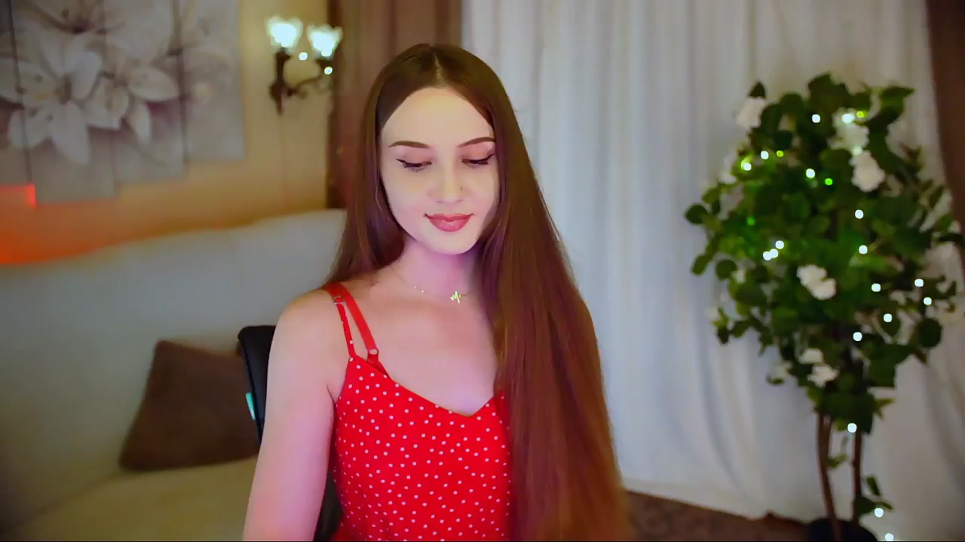 Gallery image thumbnail from Innocent_Soul's myfreecams stream on, 06/08/2024, 22:31 image 1 of 20