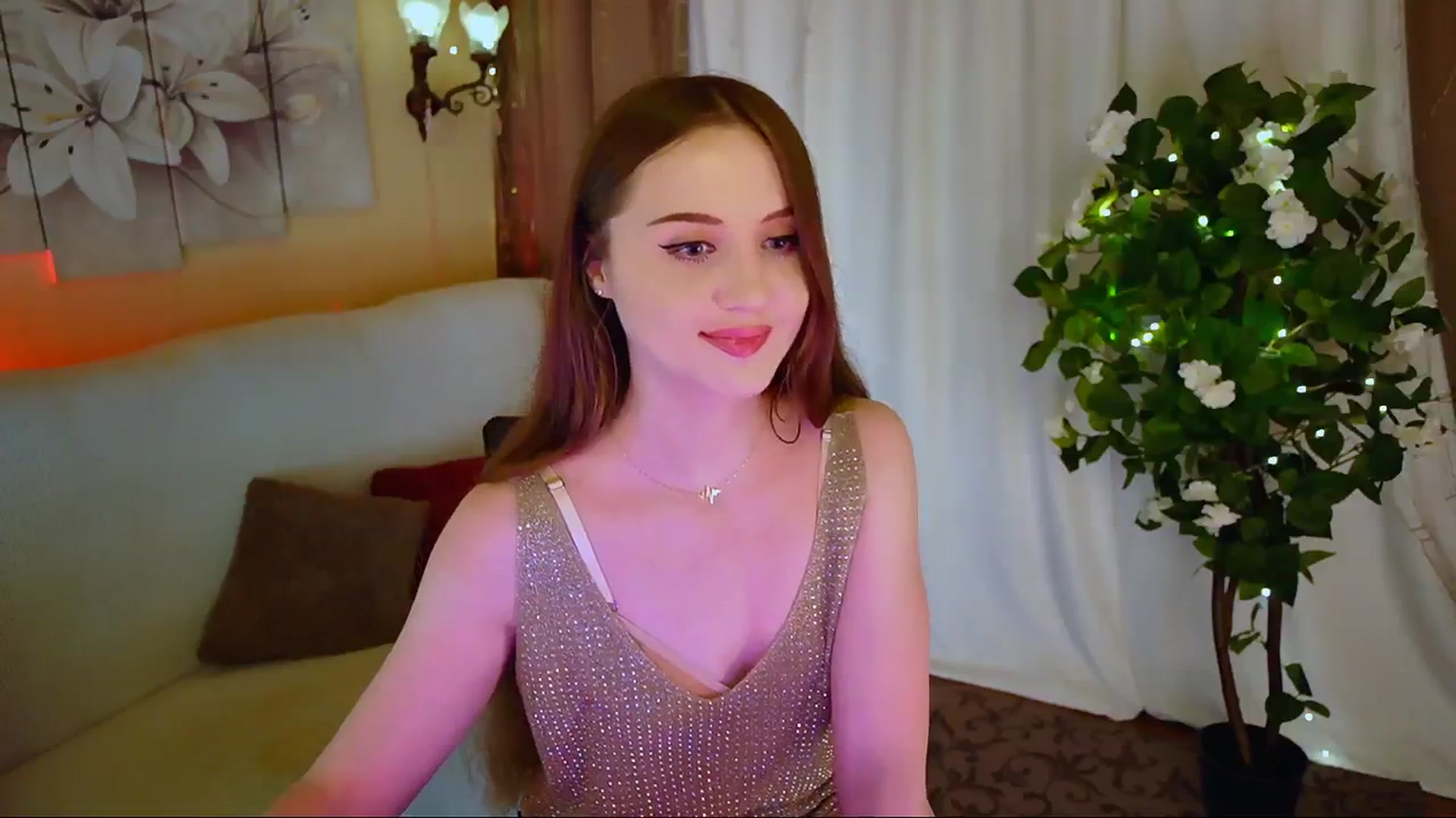 Gallery image thumbnail from Innocent_Soul's myfreecams stream on, 06/09/2024, 20:51 image 12 of 20