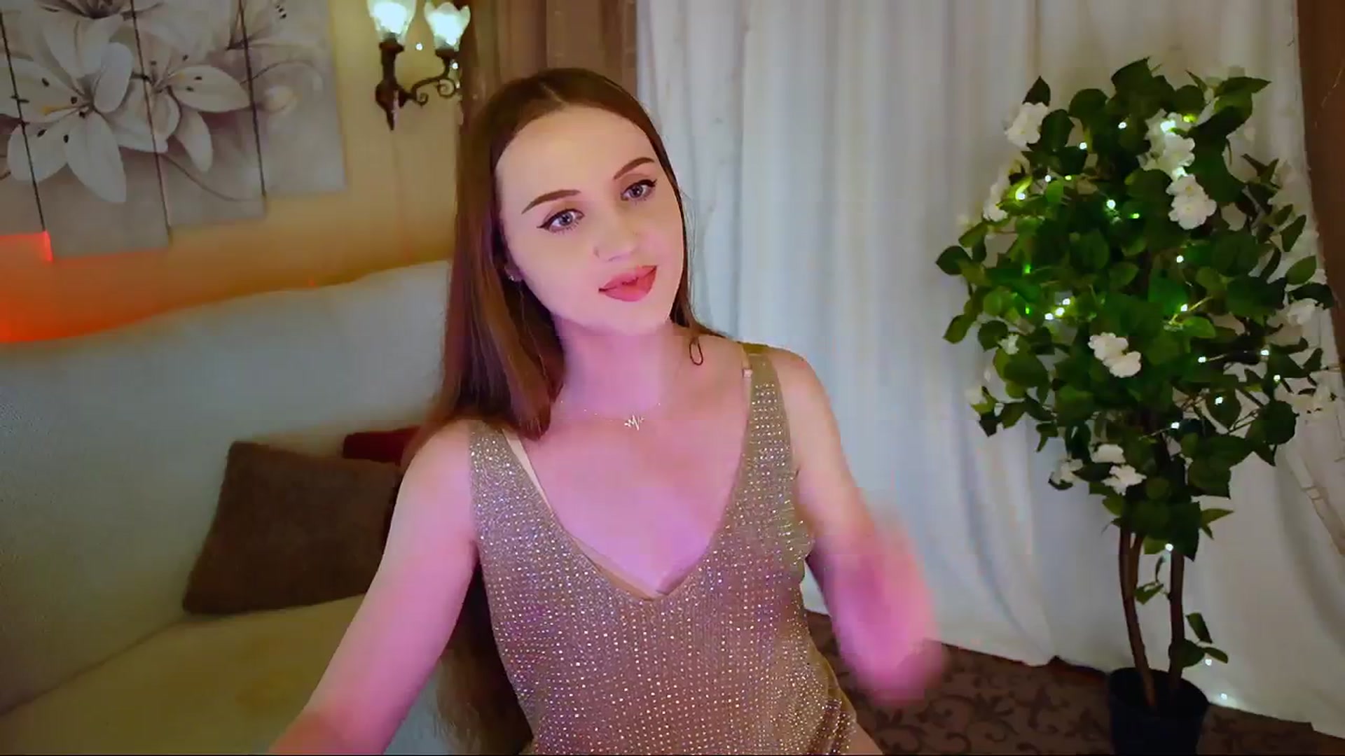 Gallery image thumbnail from Innocent_Soul's myfreecams stream on, 06/09/2024, 20:51 image 7 of 20