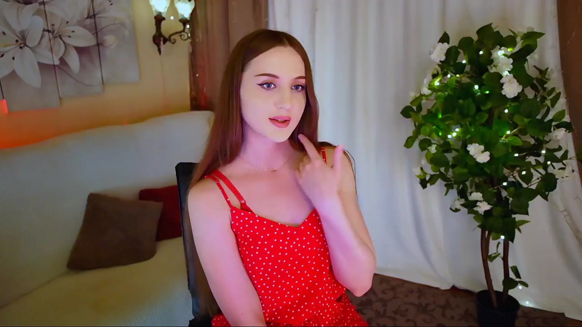Gallery image thumbnail from Innocent_Soul's myfreecams stream on, 06/14/2024, 20:08 image 3 of 20
