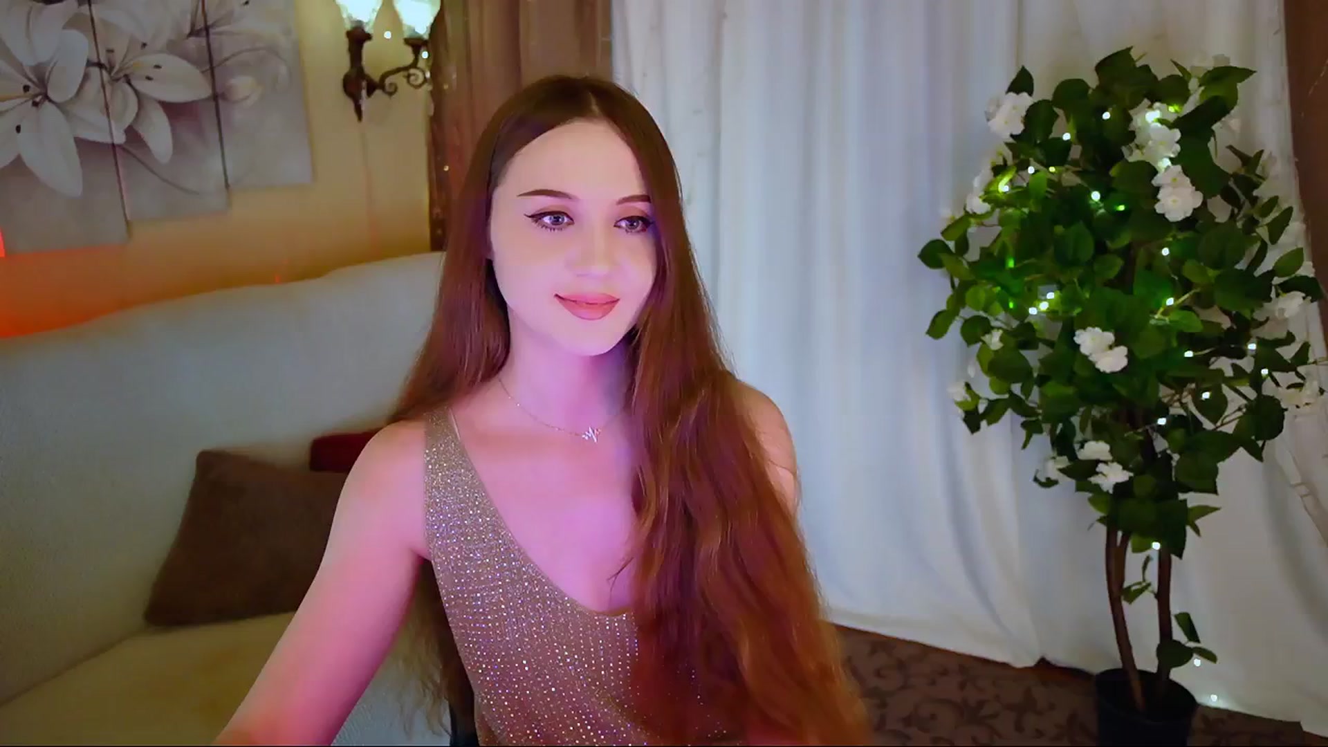 Gallery image thumbnail from Innocent_Soul's myfreecams stream on, 06/15/2024, 20:37 image 12 of 20