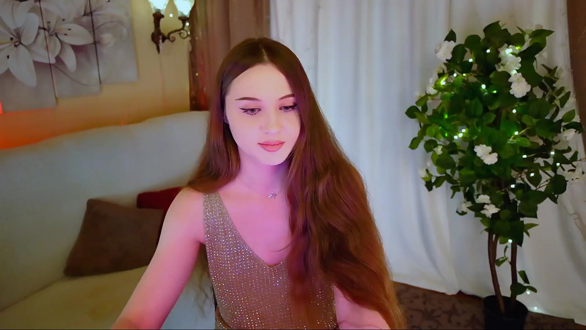 Gallery image thumbnail from Innocent_Soul's myfreecams stream on, 06/15/2024, 20:37 image 3 of 20