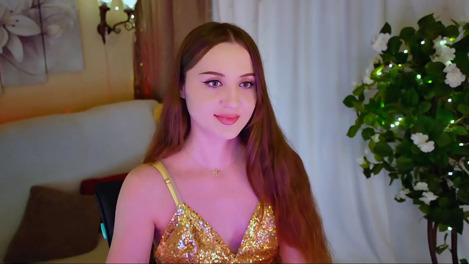 Gallery image thumbnail from Innocent_Soul's myfreecams stream on, 06/16/2024, 19:23 image 4 of 20
