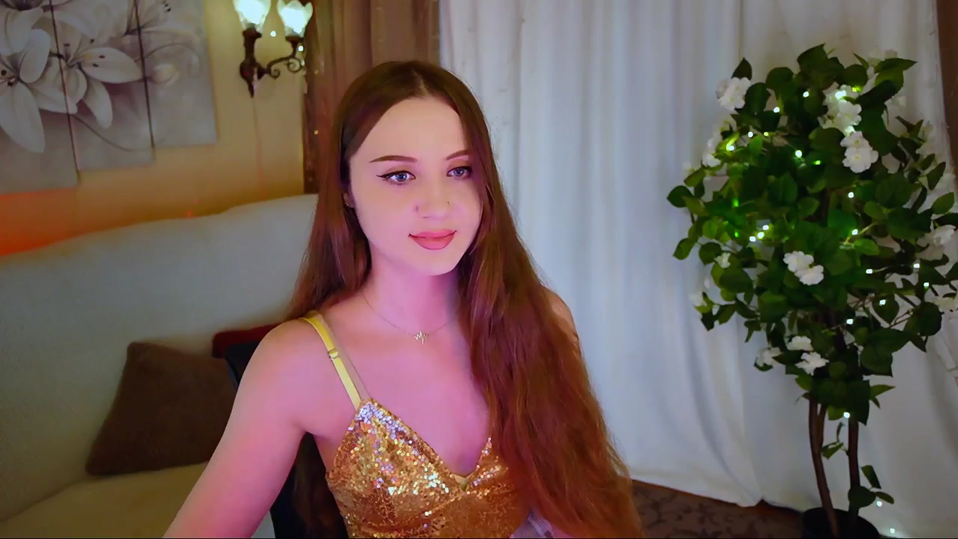 Gallery image thumbnail from Innocent_Soul's myfreecams stream on, 06/16/2024, 19:23 image 7 of 20