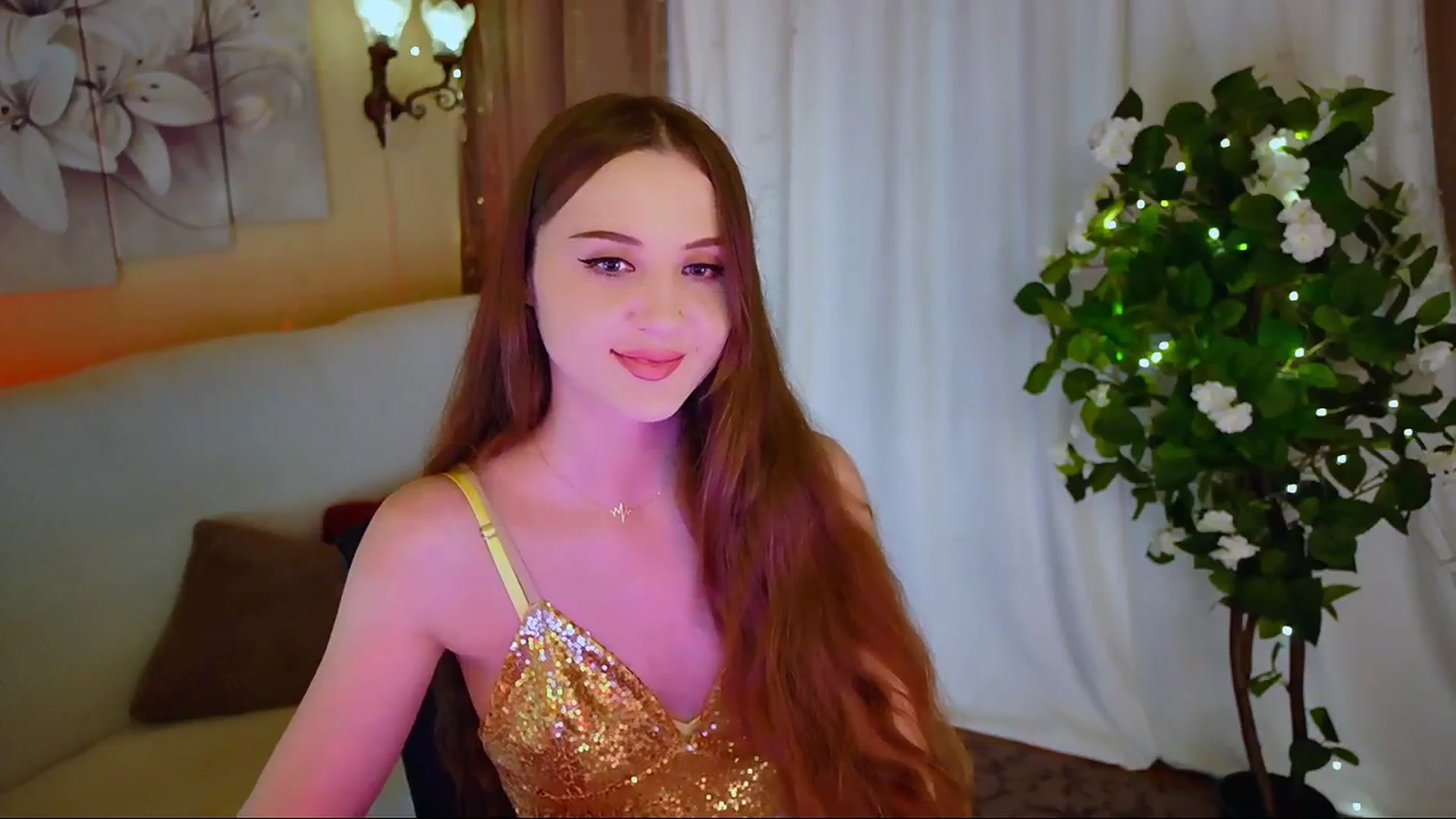 Gallery image thumbnail from Innocent_Soul's myfreecams stream on, 06/16/2024, 19:23 image 8 of 20