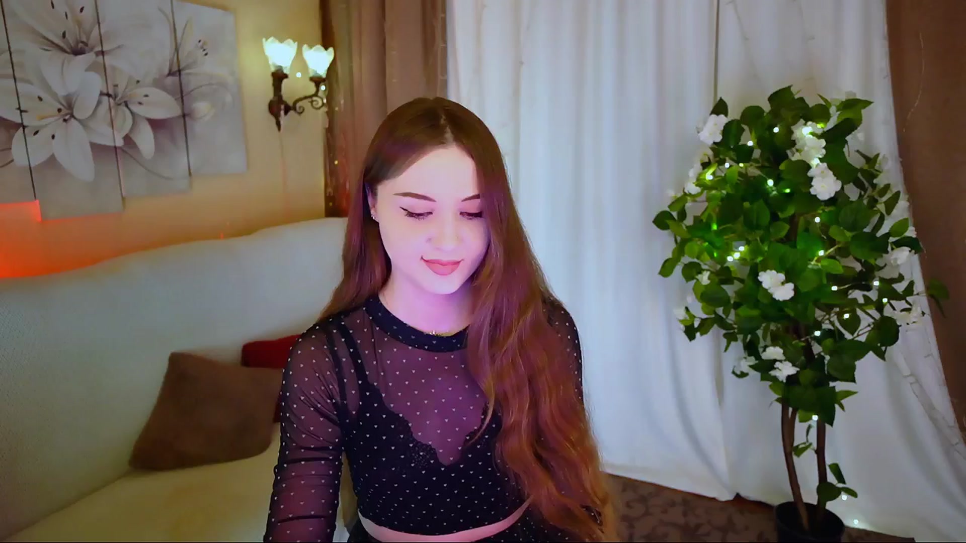 Gallery image thumbnail from Innocent_Soul's myfreecams stream on, 06/19/2024, 17:18 image 1 of 20