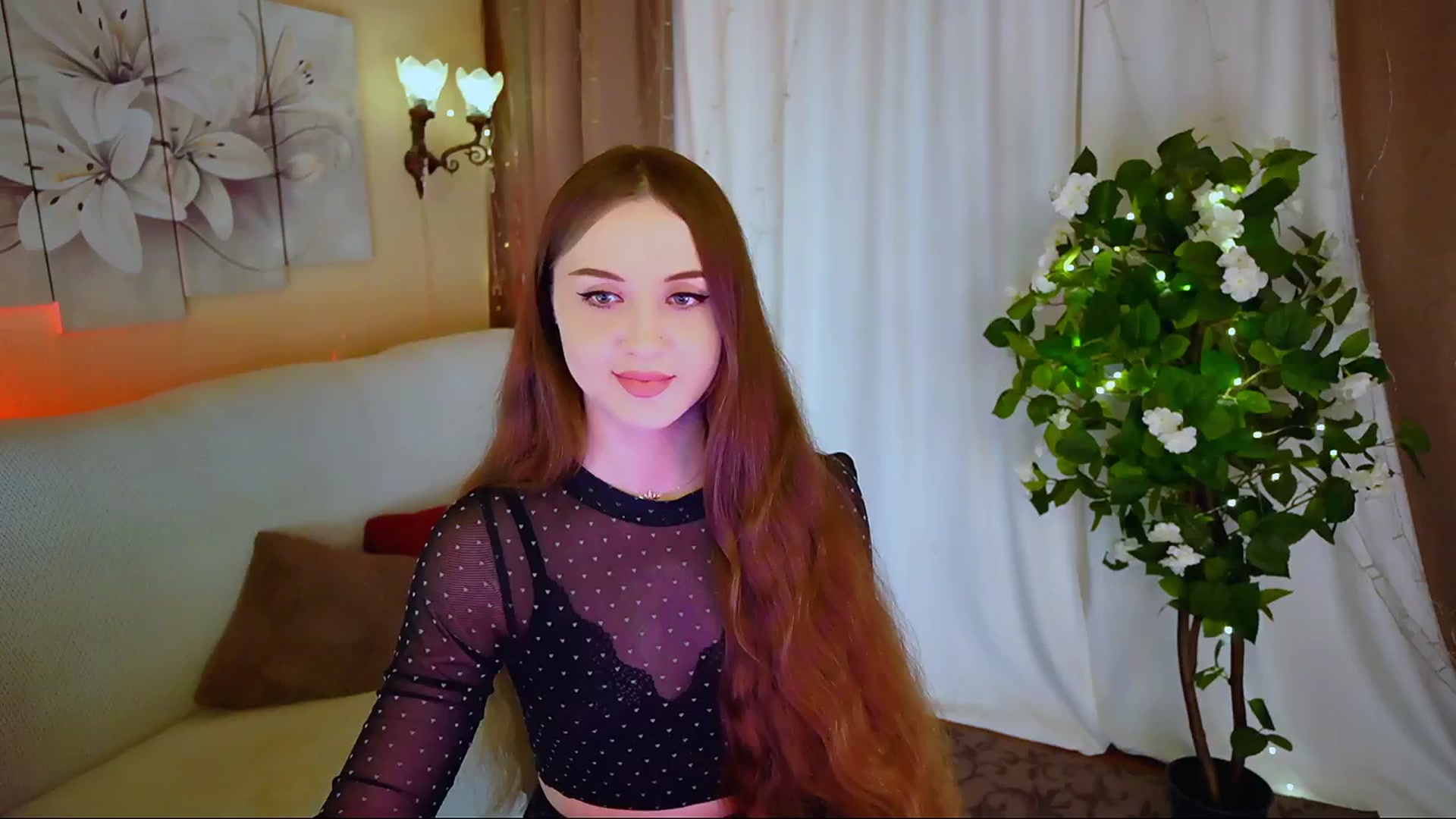 Gallery image thumbnail from Innocent_Soul's myfreecams stream on, 06/19/2024, 17:18 image 4 of 20