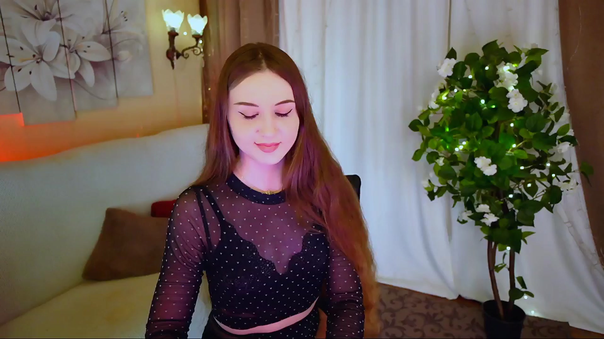 Gallery image thumbnail from Innocent_Soul's myfreecams stream on, 06/19/2024, 17:49 image 2 of 20