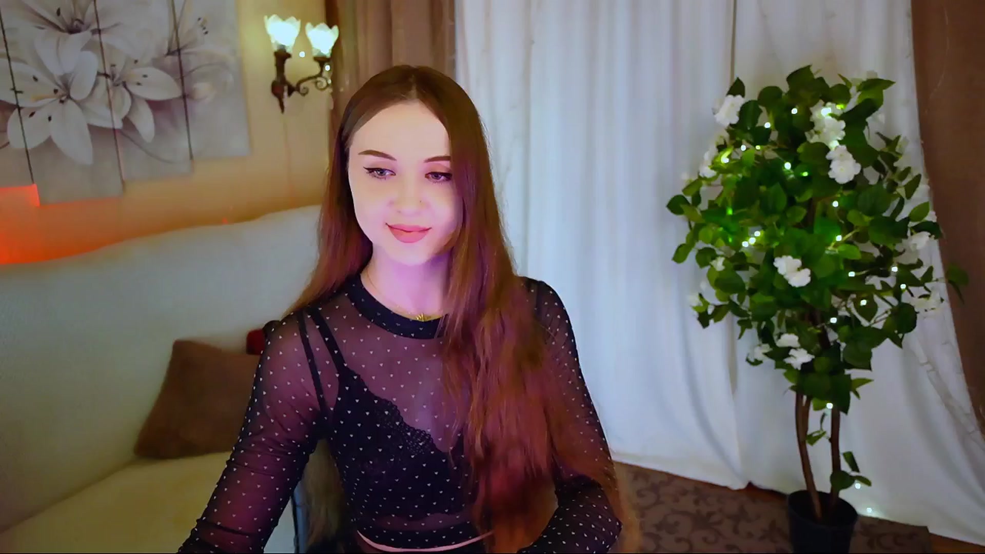 Gallery image thumbnail from Innocent_Soul's myfreecams stream on, 06/19/2024, 17:49 image 9 of 20