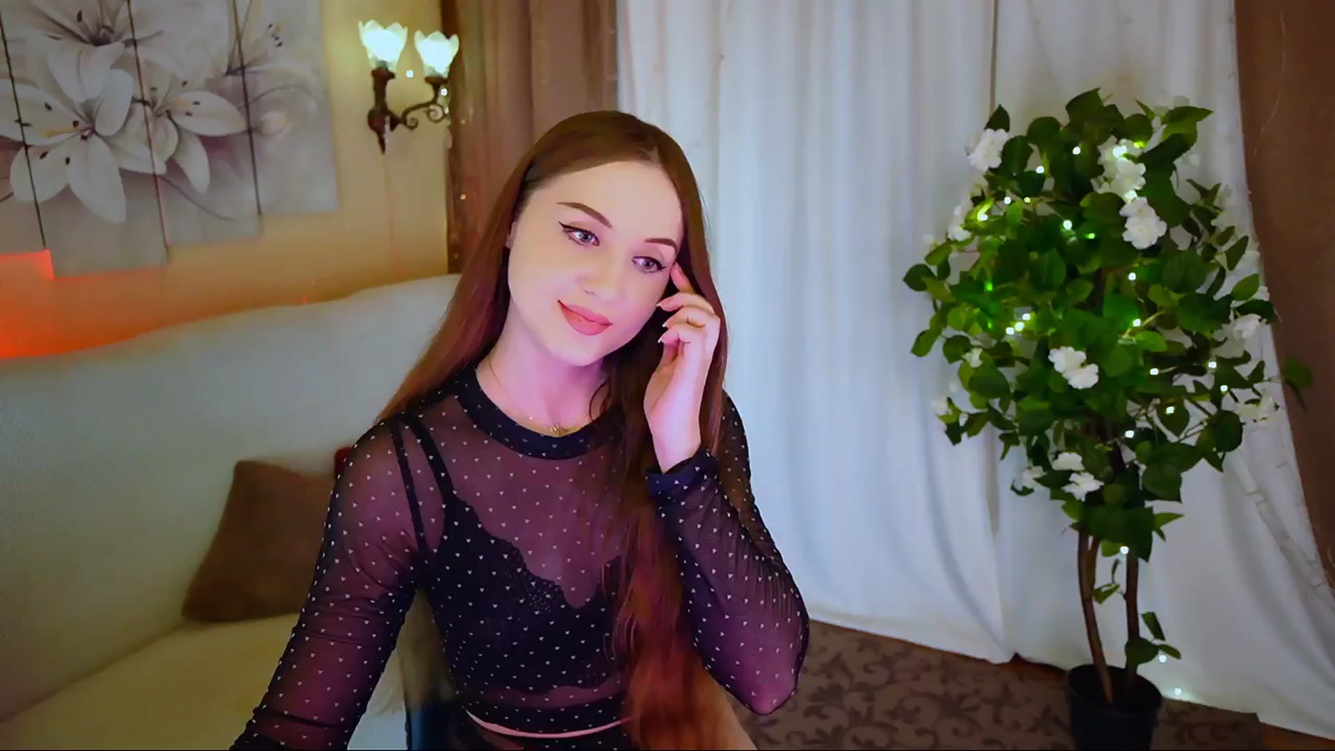 Gallery image thumbnail from Innocent_Soul's myfreecams stream on, 06/19/2024, 17:49 image 11 of 20