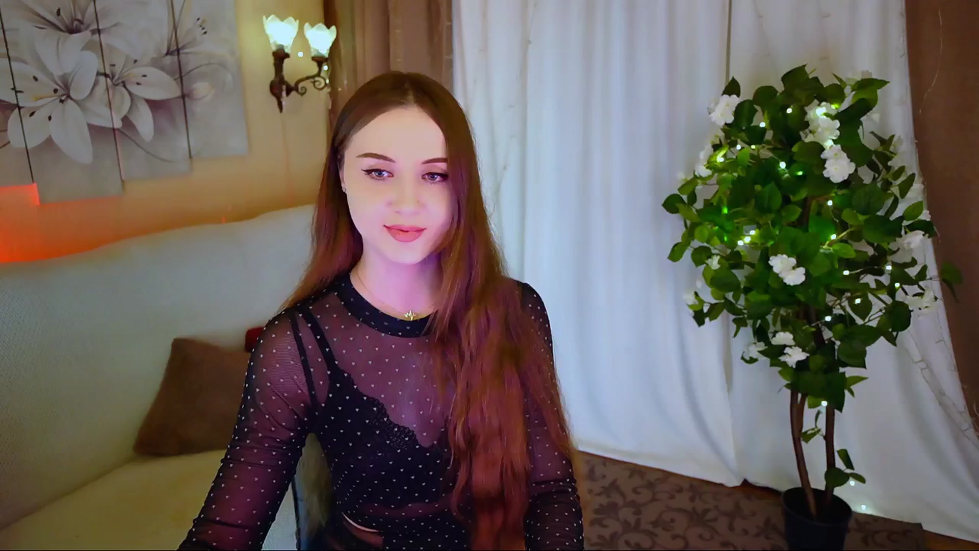 Gallery image thumbnail from Innocent_Soul's myfreecams stream on, 06/19/2024, 17:49 image 7 of 20