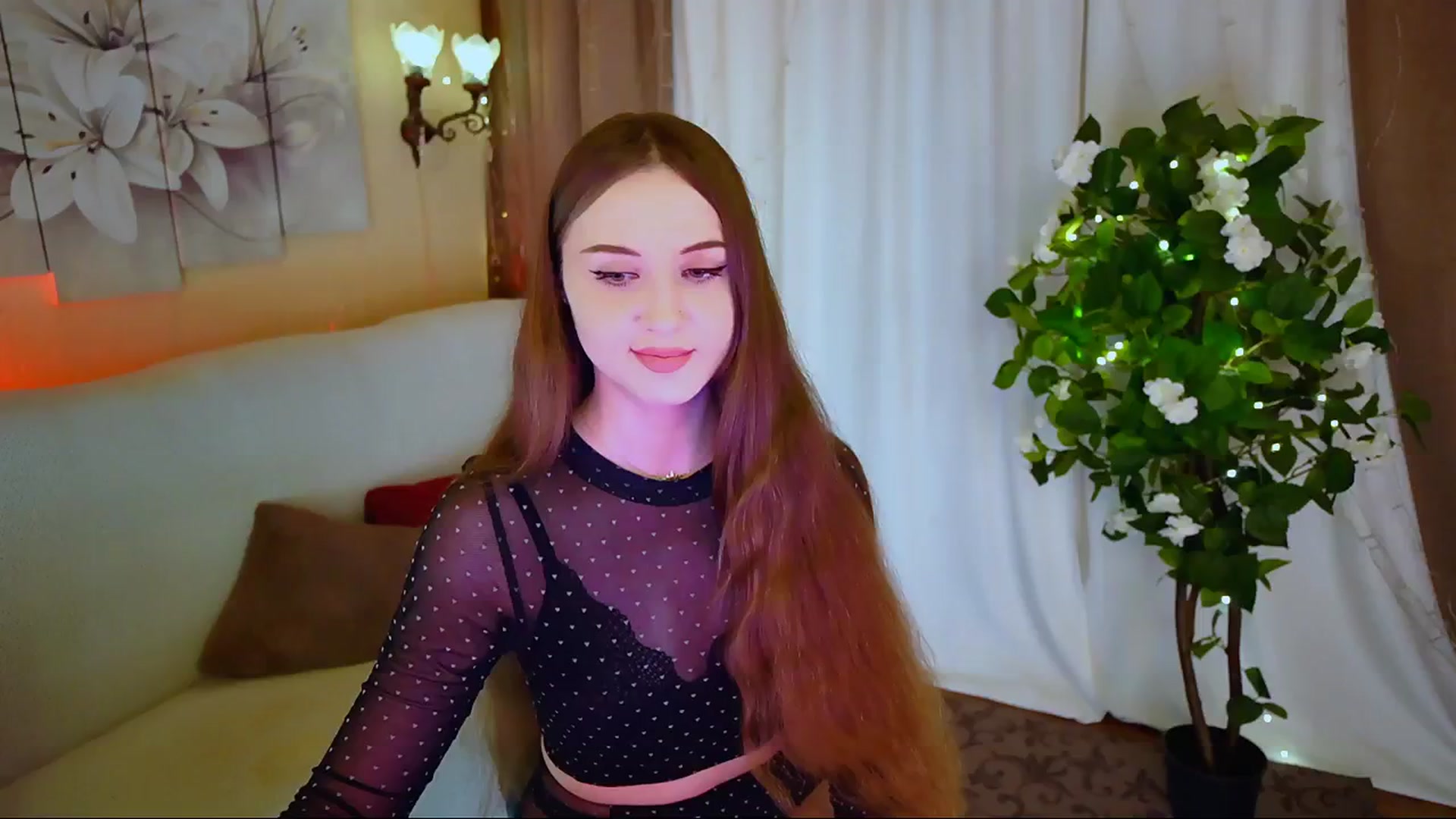 Gallery image thumbnail from Innocent_Soul's myfreecams stream on, 06/19/2024, 18:25 image 5 of 20